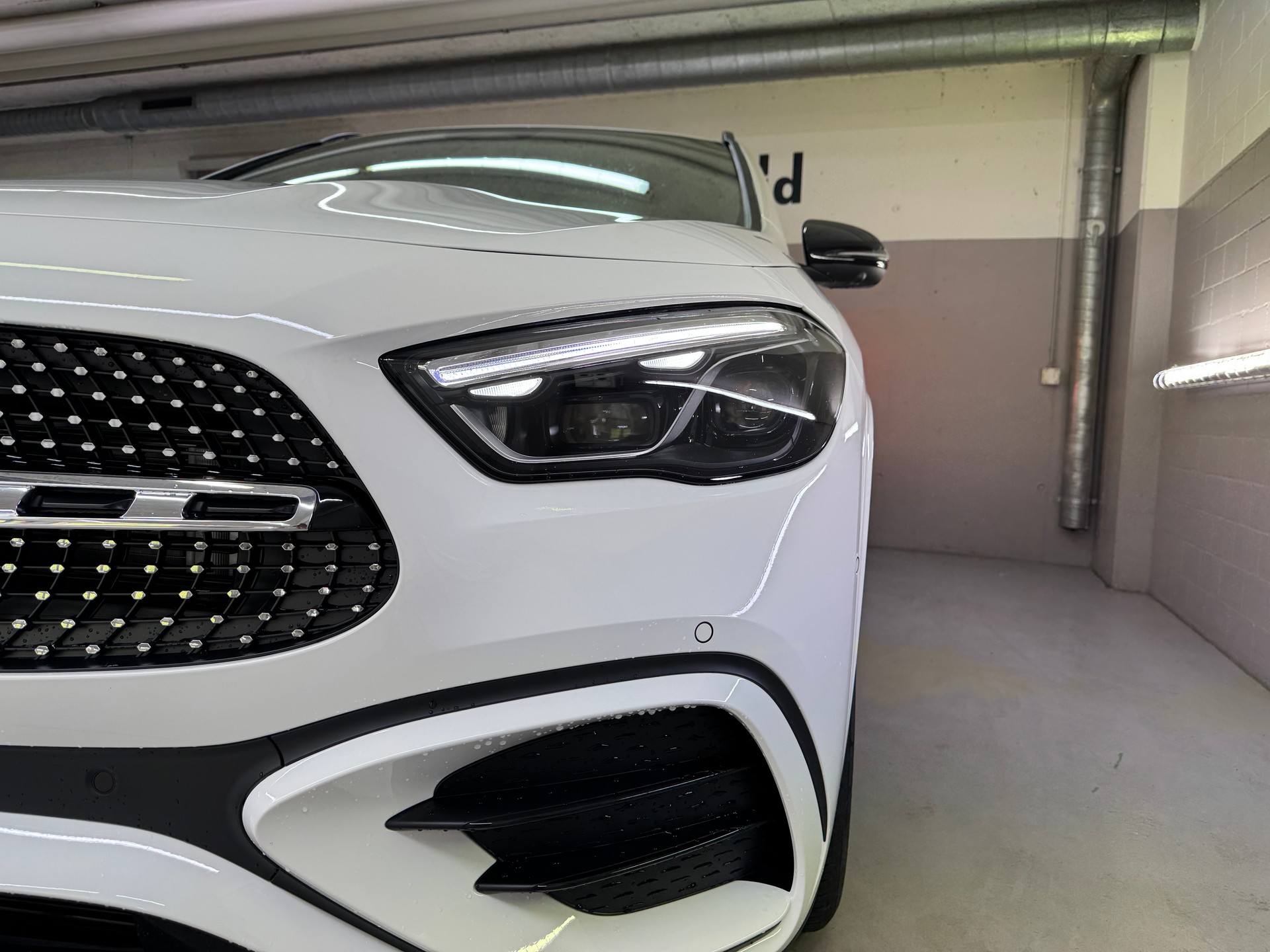 MERCEDES-BENZ GLA 200 Night Star 7G-DCT-image-5