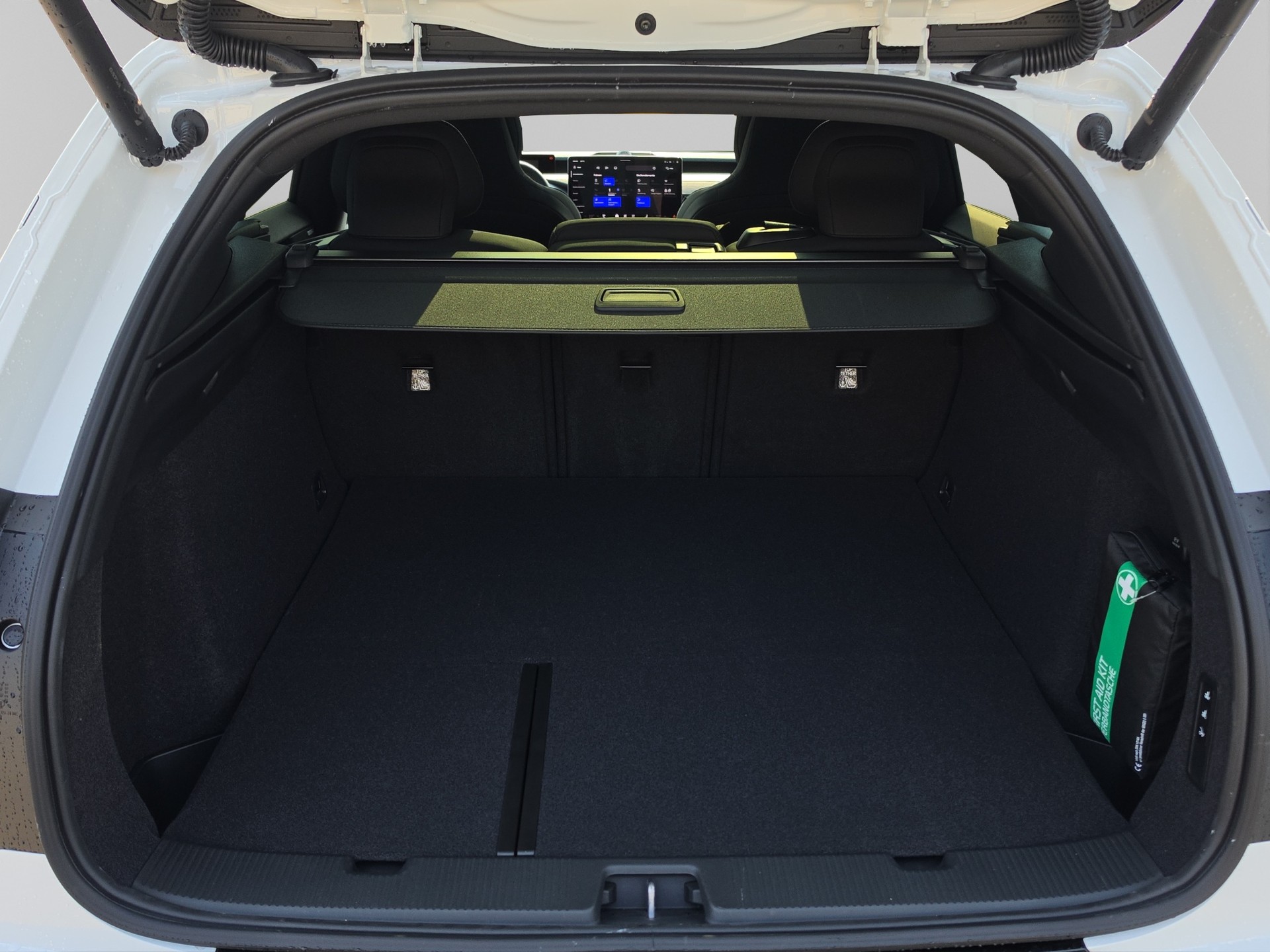 VOLVO EX60 Twin Ultra AWD-image-15