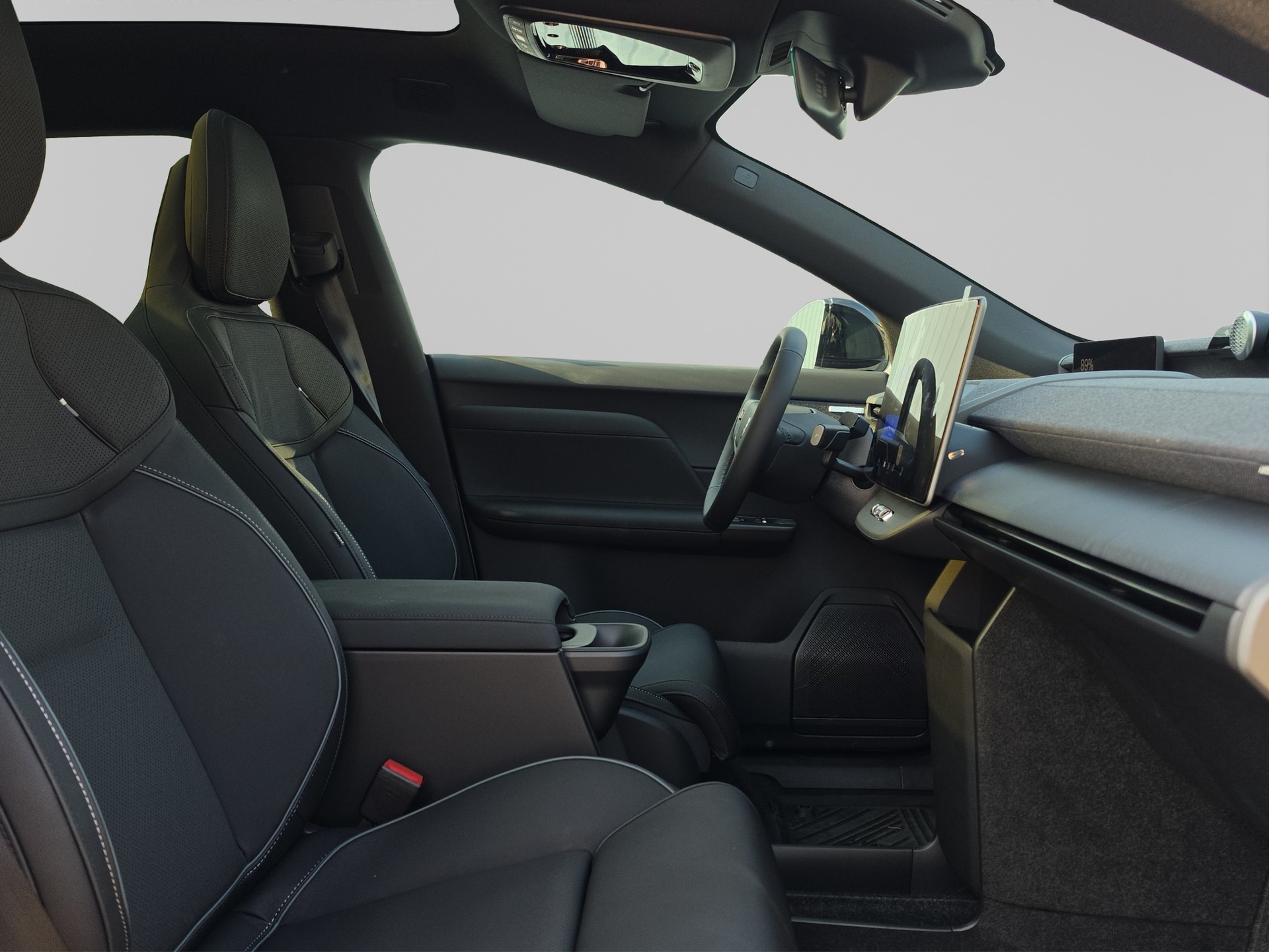 VOLVO EX60 Twin Ultra AWD-image-13