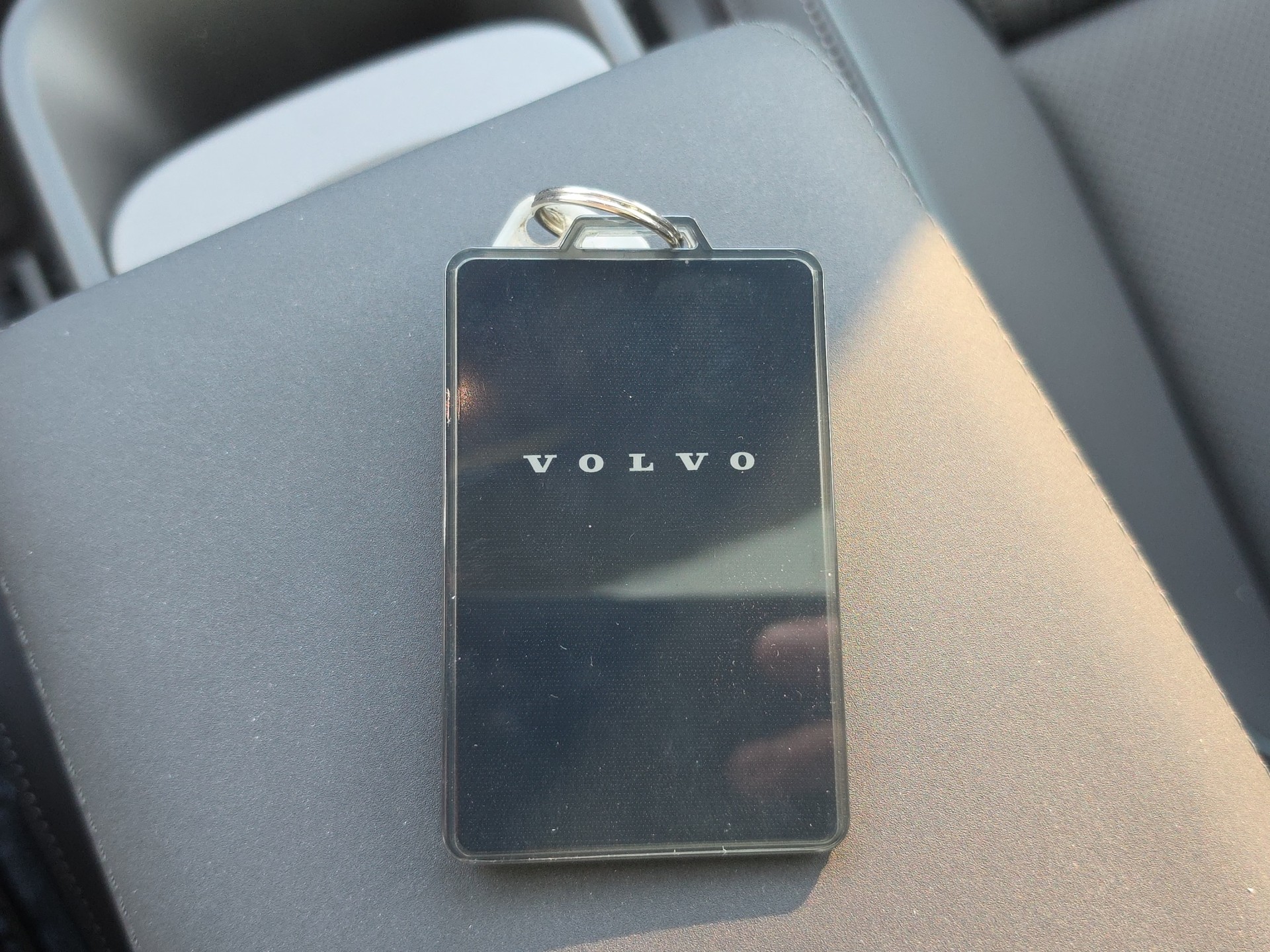 VOLVO EX60 Twin Ultra AWD-image-23