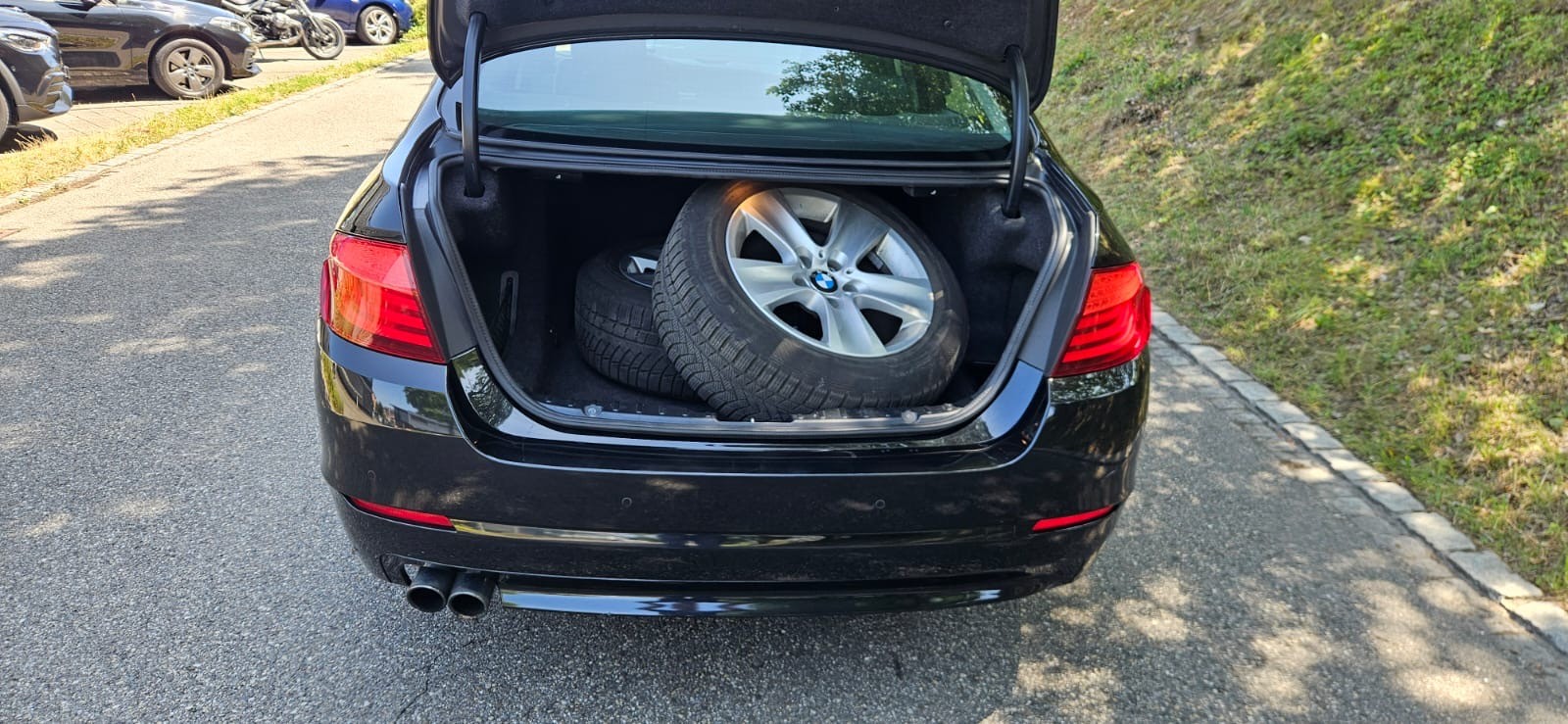 BMW 528i Steptronic-image-10