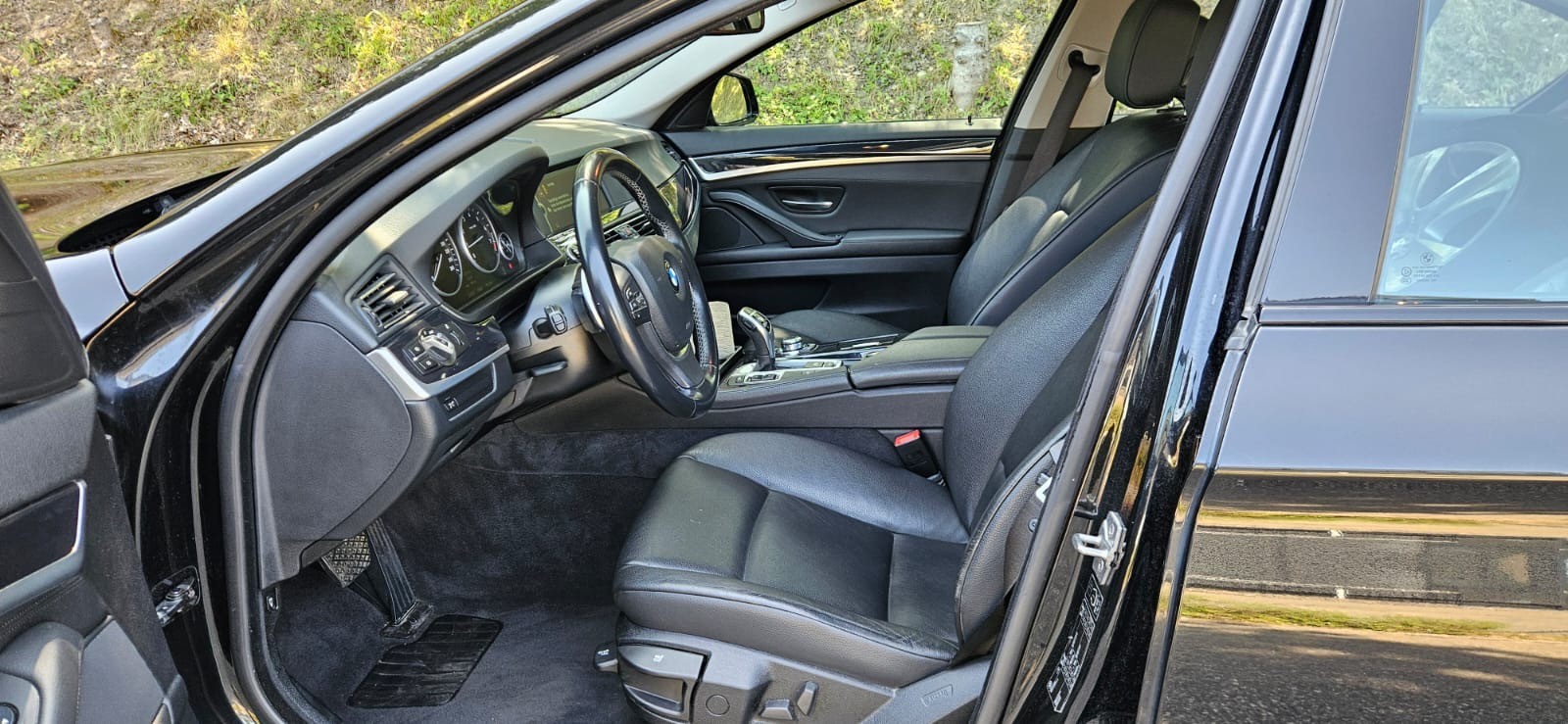 BMW 528i Steptronic-image-3