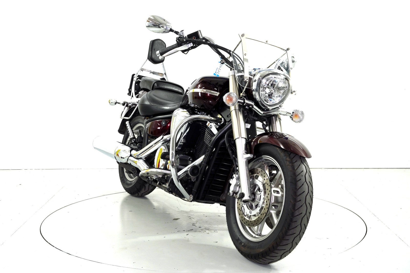 YAMAHA XVS 1300 ABS-image-1