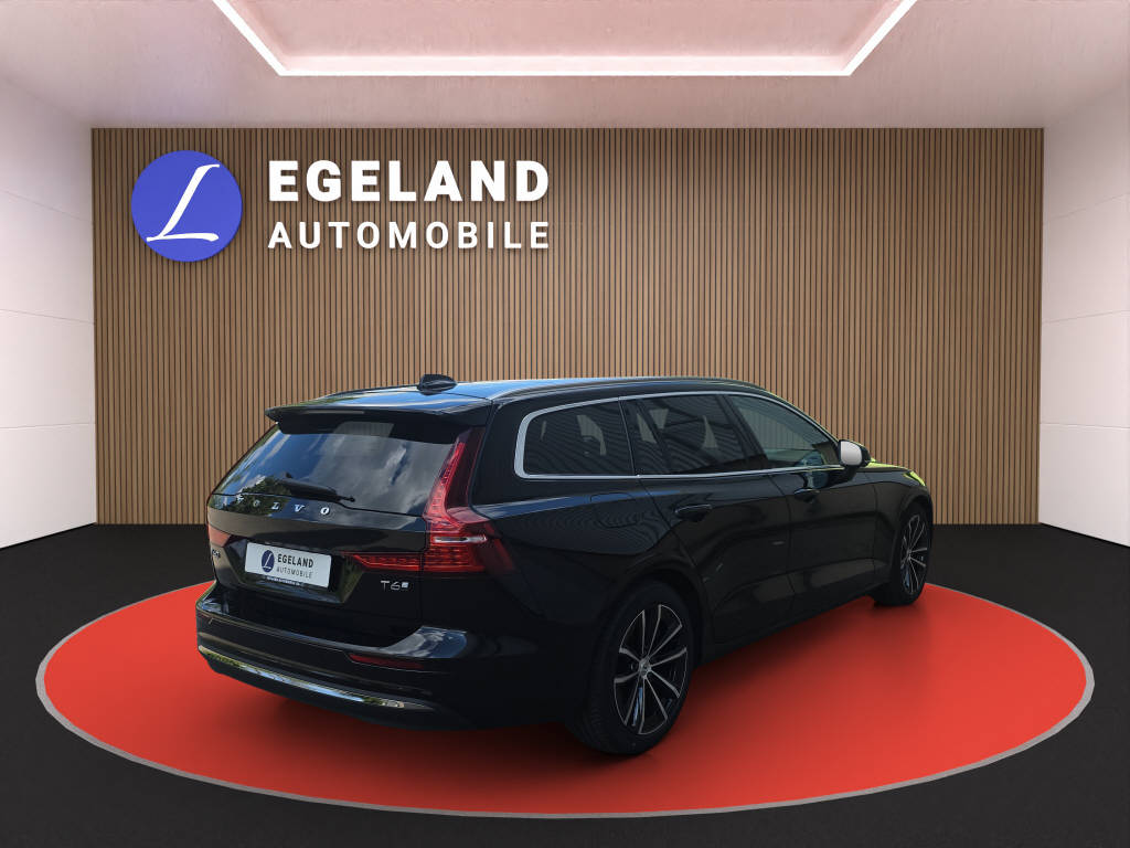 VOLVO V60 2.0 T6 TE Ultra Bright eAWD-showroom-element-3