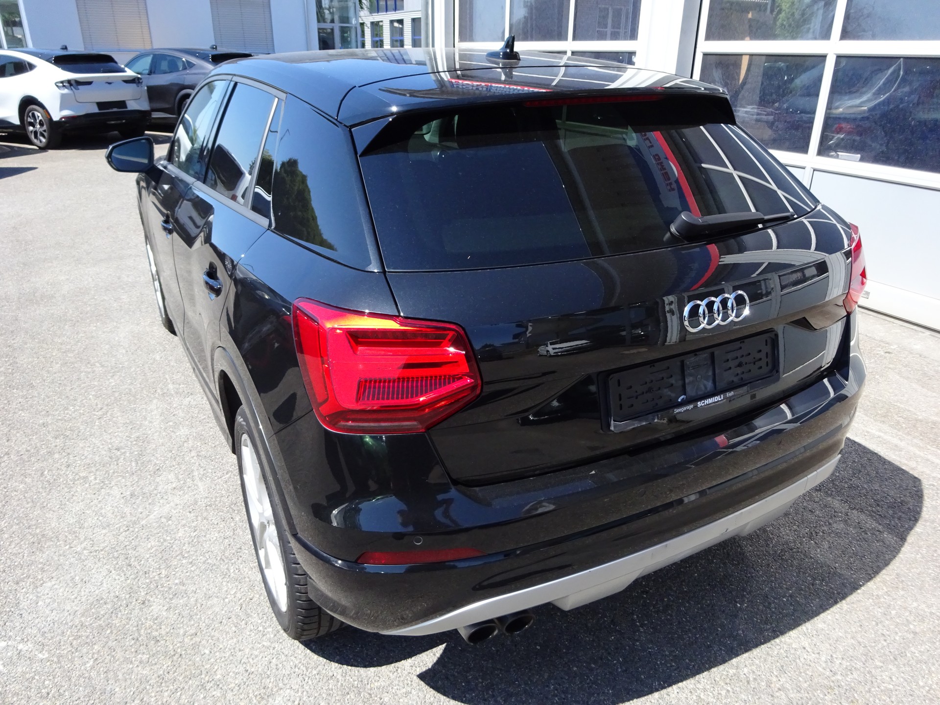 AUDI Q2 1.4 TFSI sport S-tronic-showroom-element-1
