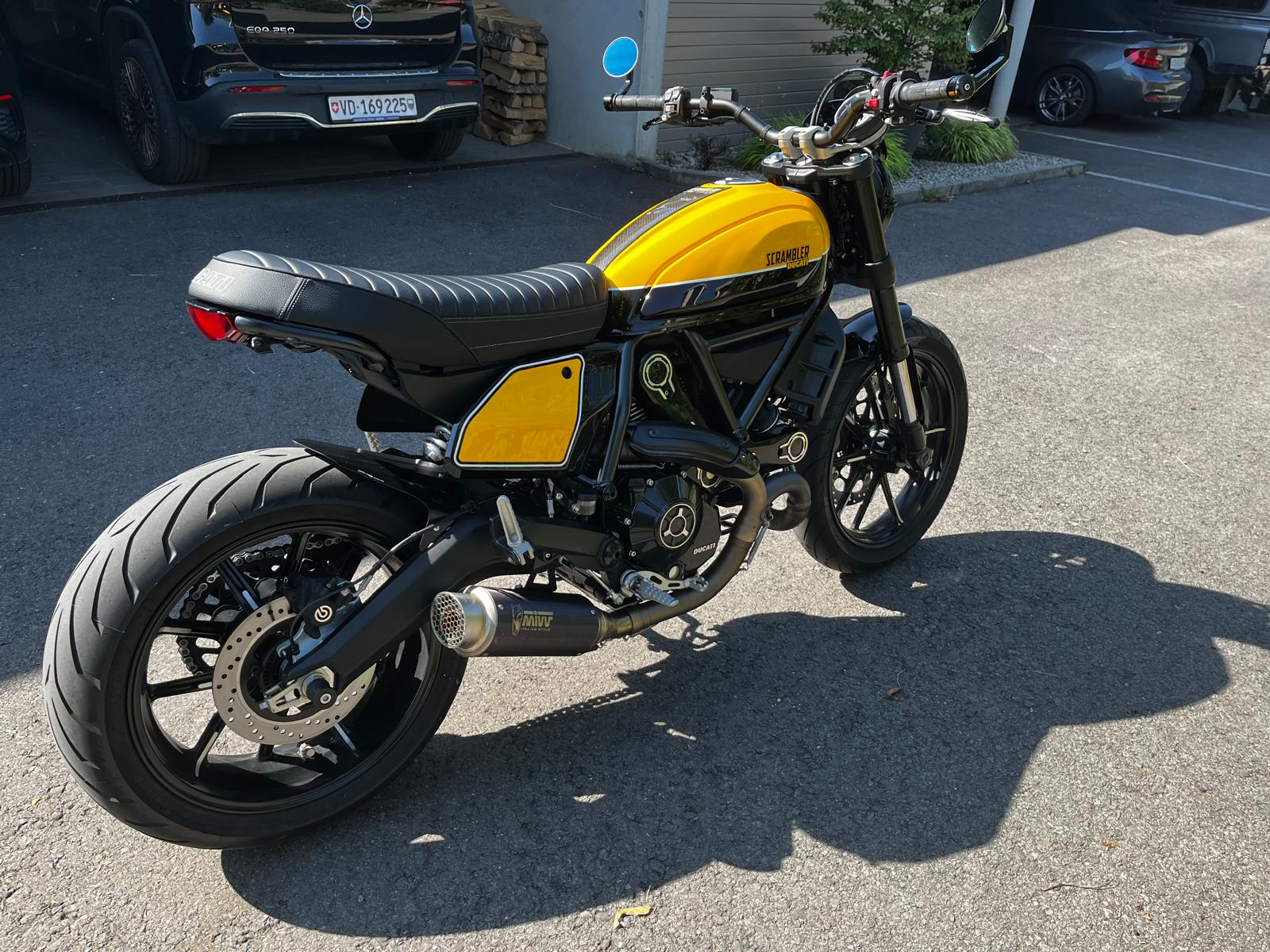DUCATI Scrambler 800 Full Throttle-image-2