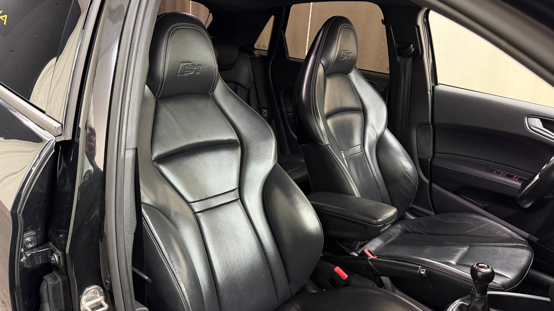 AUDI S1 Sportback 2.0 TFSI Sport quattro-image-13