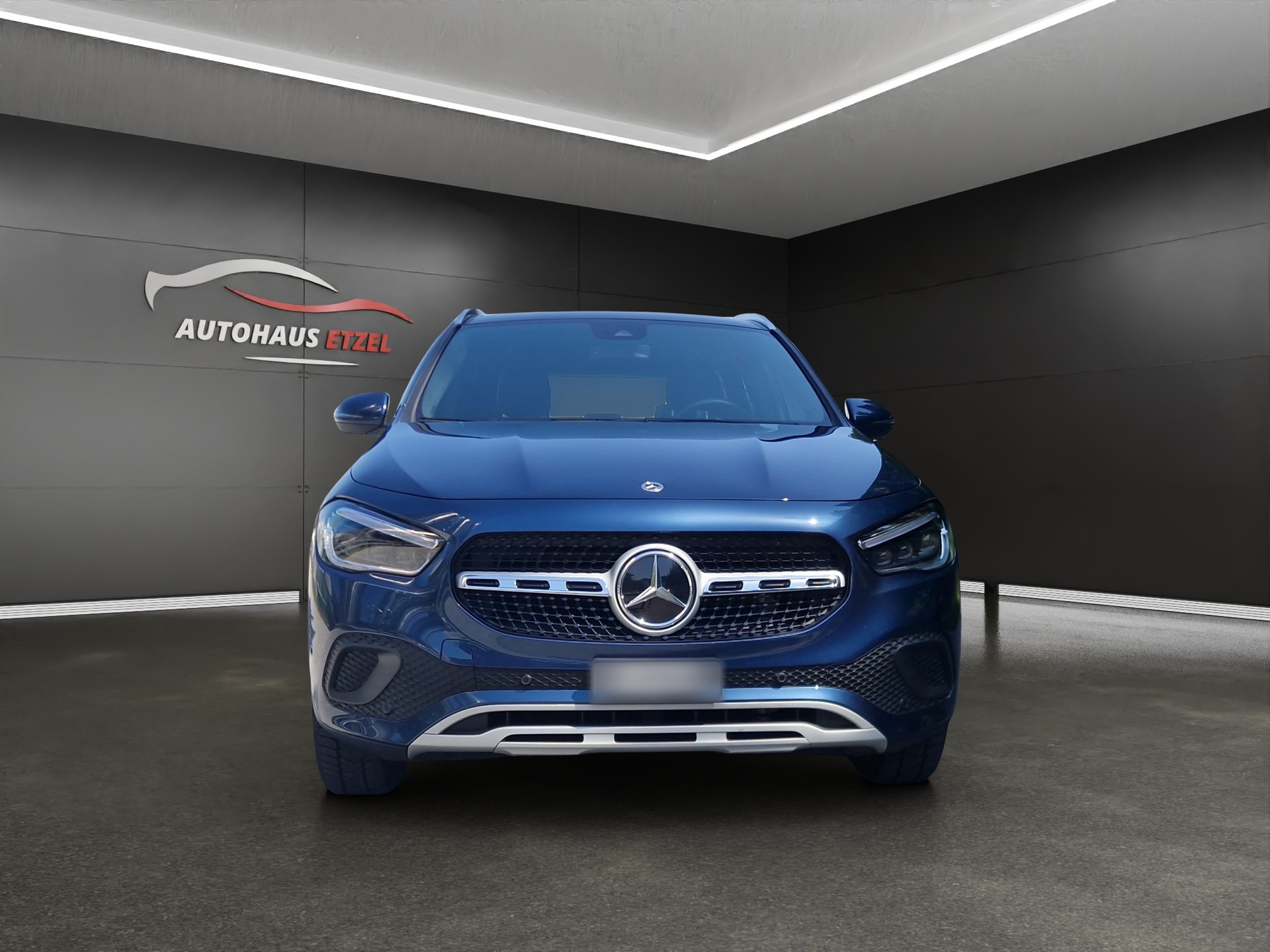 MERCEDES-BENZ GLA 180 Style 7G-DCT-image-7