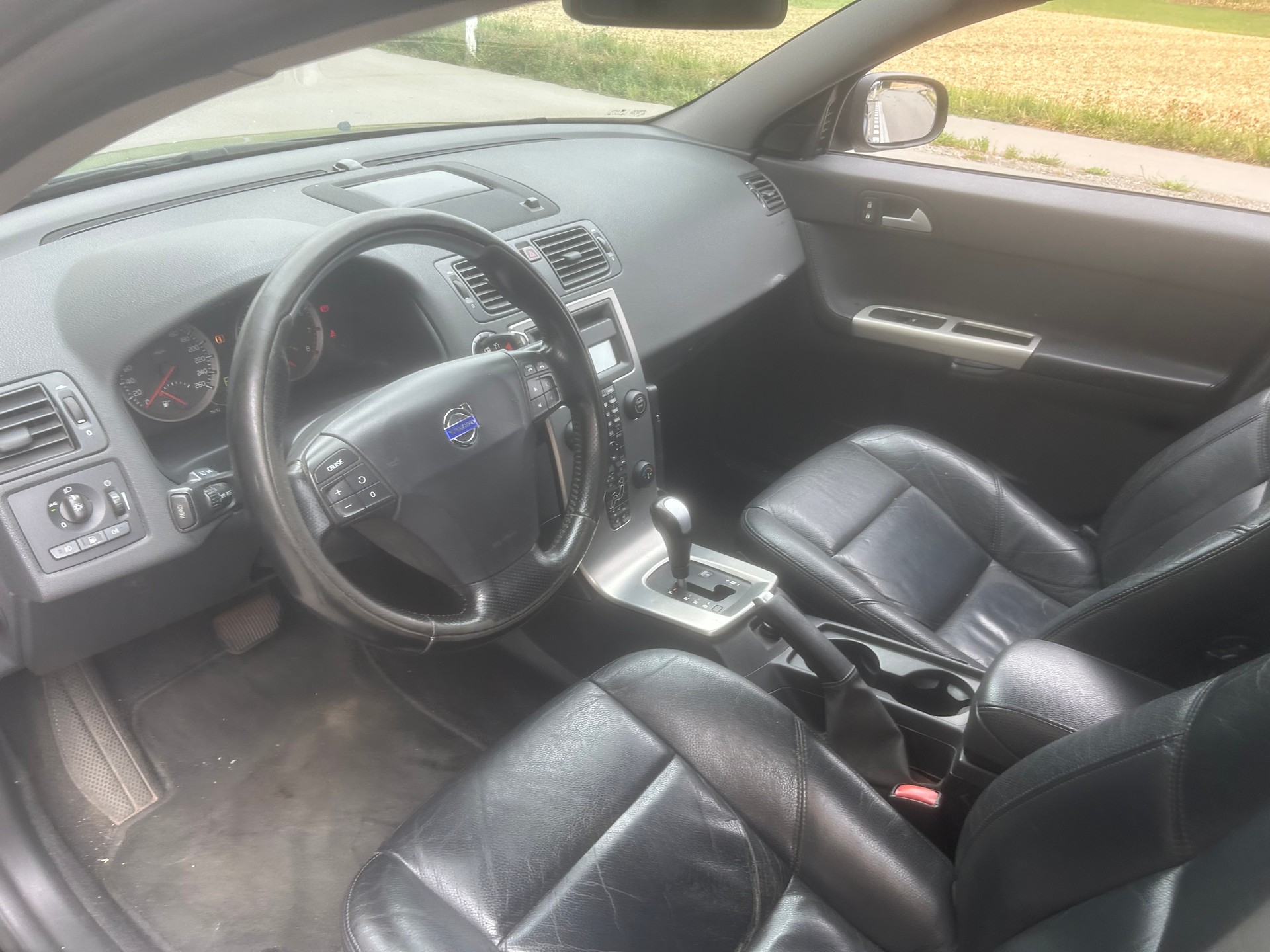 VOLVO V50 2.4I-image-5