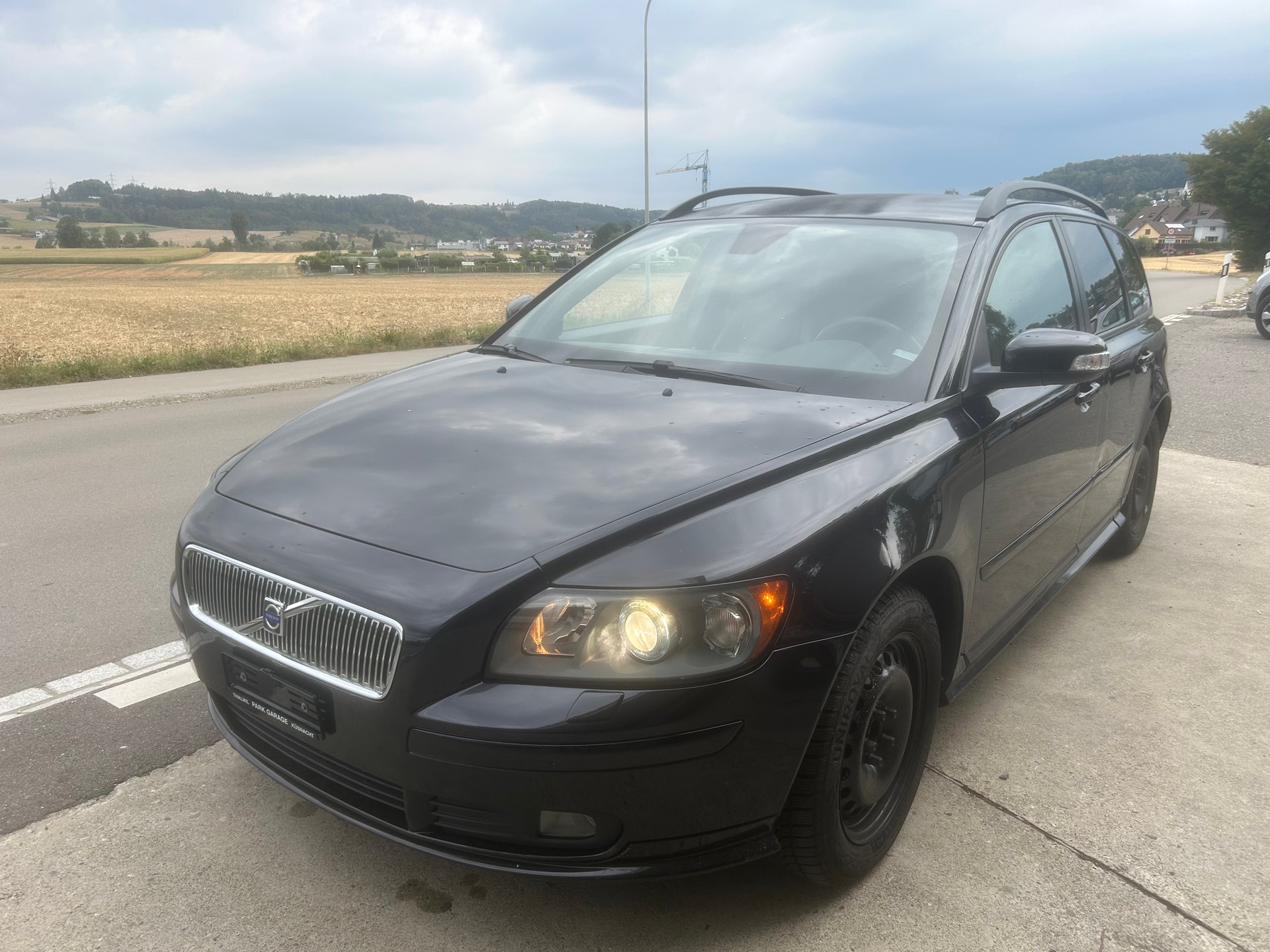 VOLVO V50 2.4I-image-1