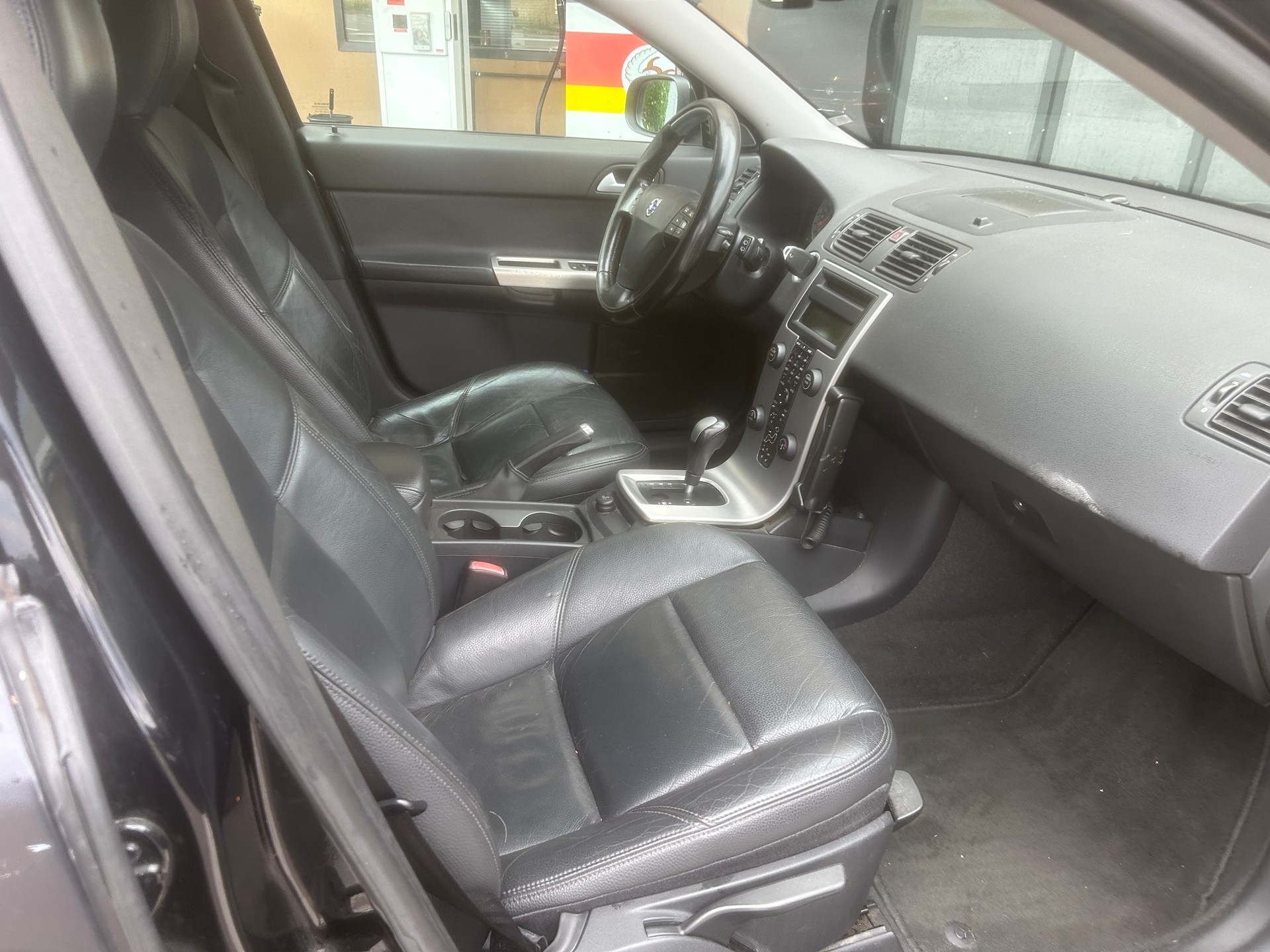VOLVO V50 2.4I-image-7