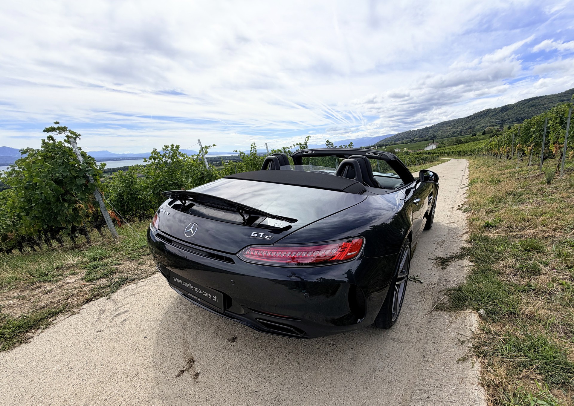 MERCEDES-BENZ AMG GT C Roadster Speedshift DCT-image-10