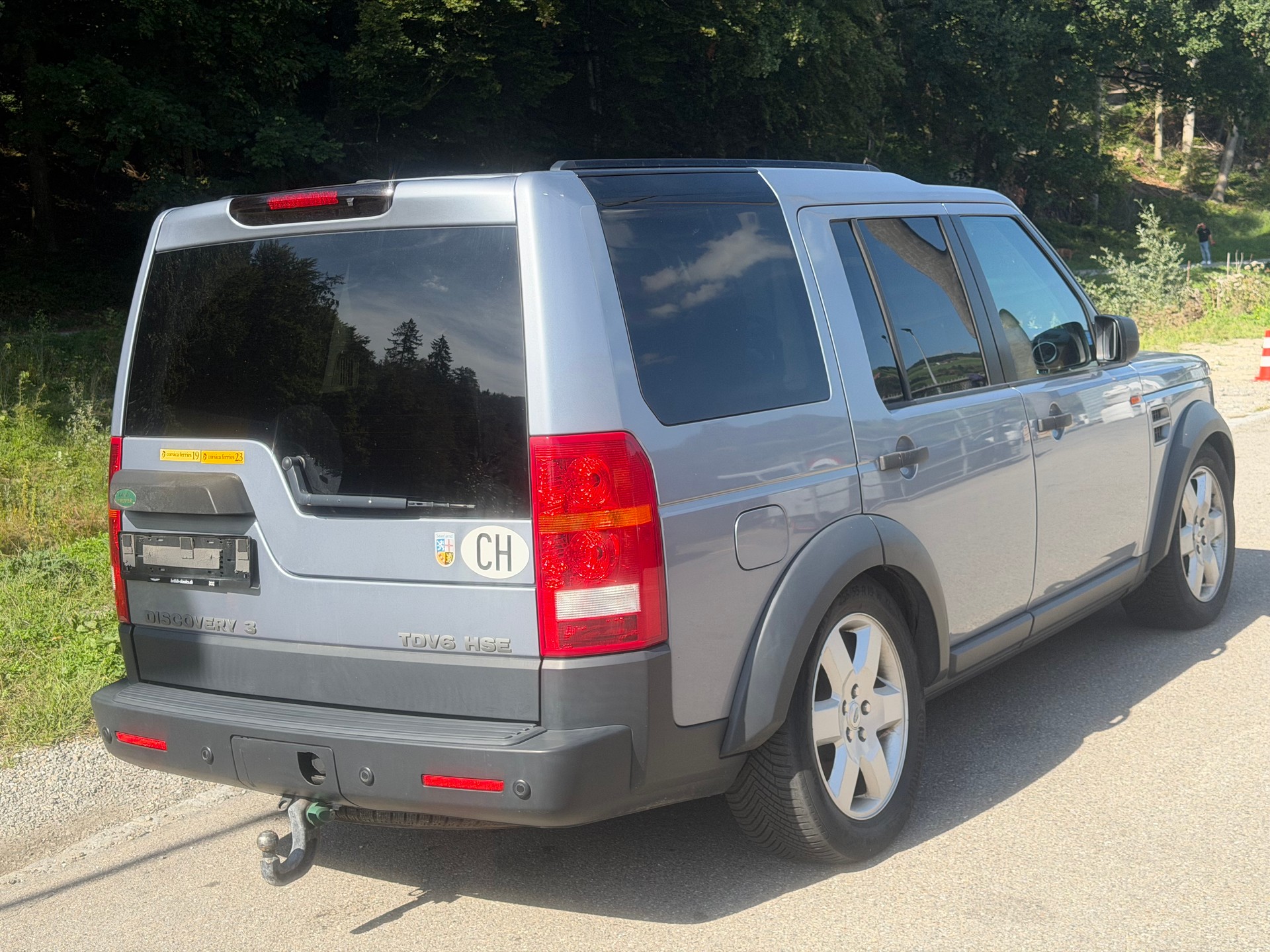 LAND ROVER Discovery 2.7d V6 SE Automatic-image-6