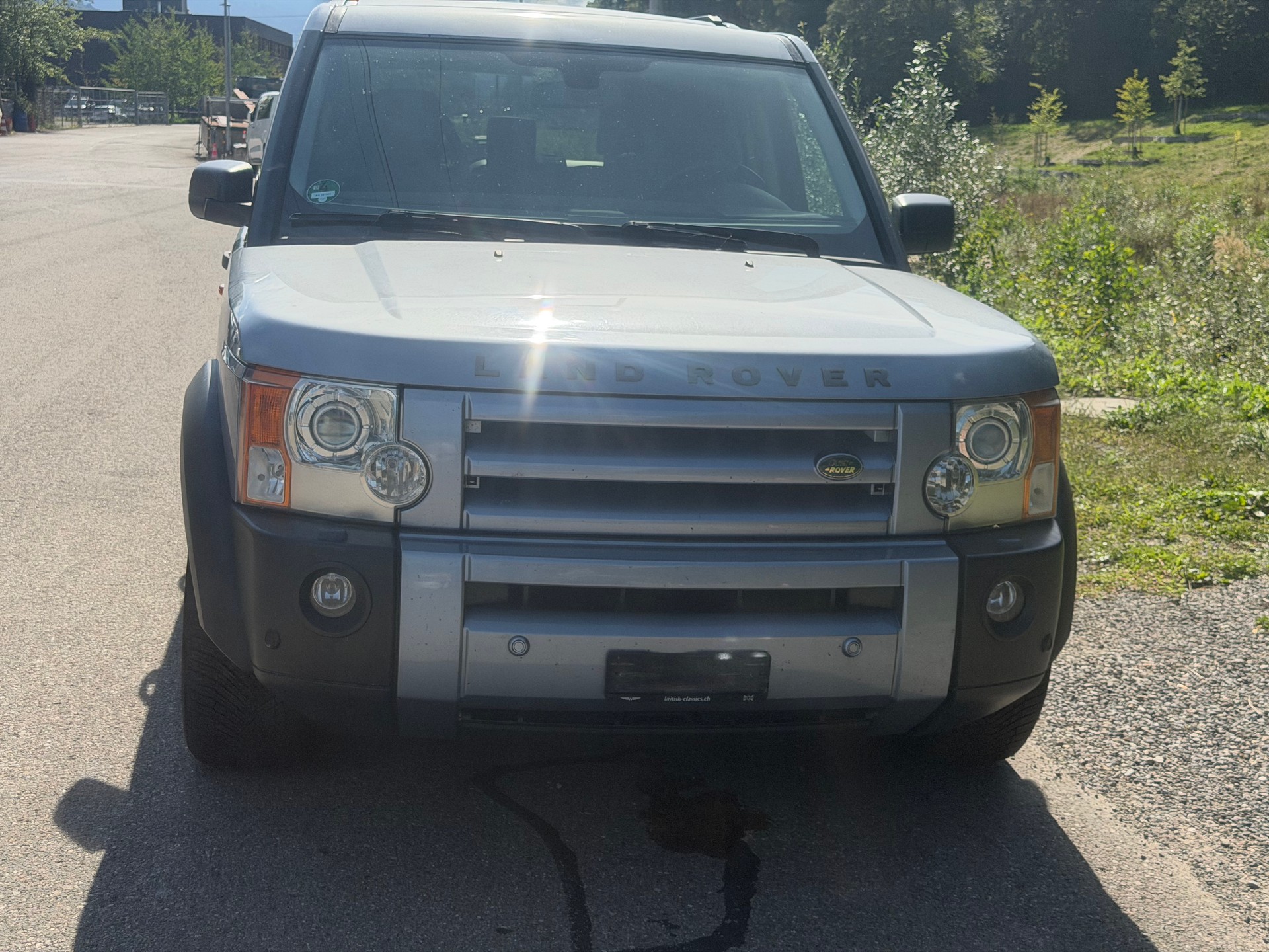 LAND ROVER Discovery 2.7d V6 SE Automatic-image-2
