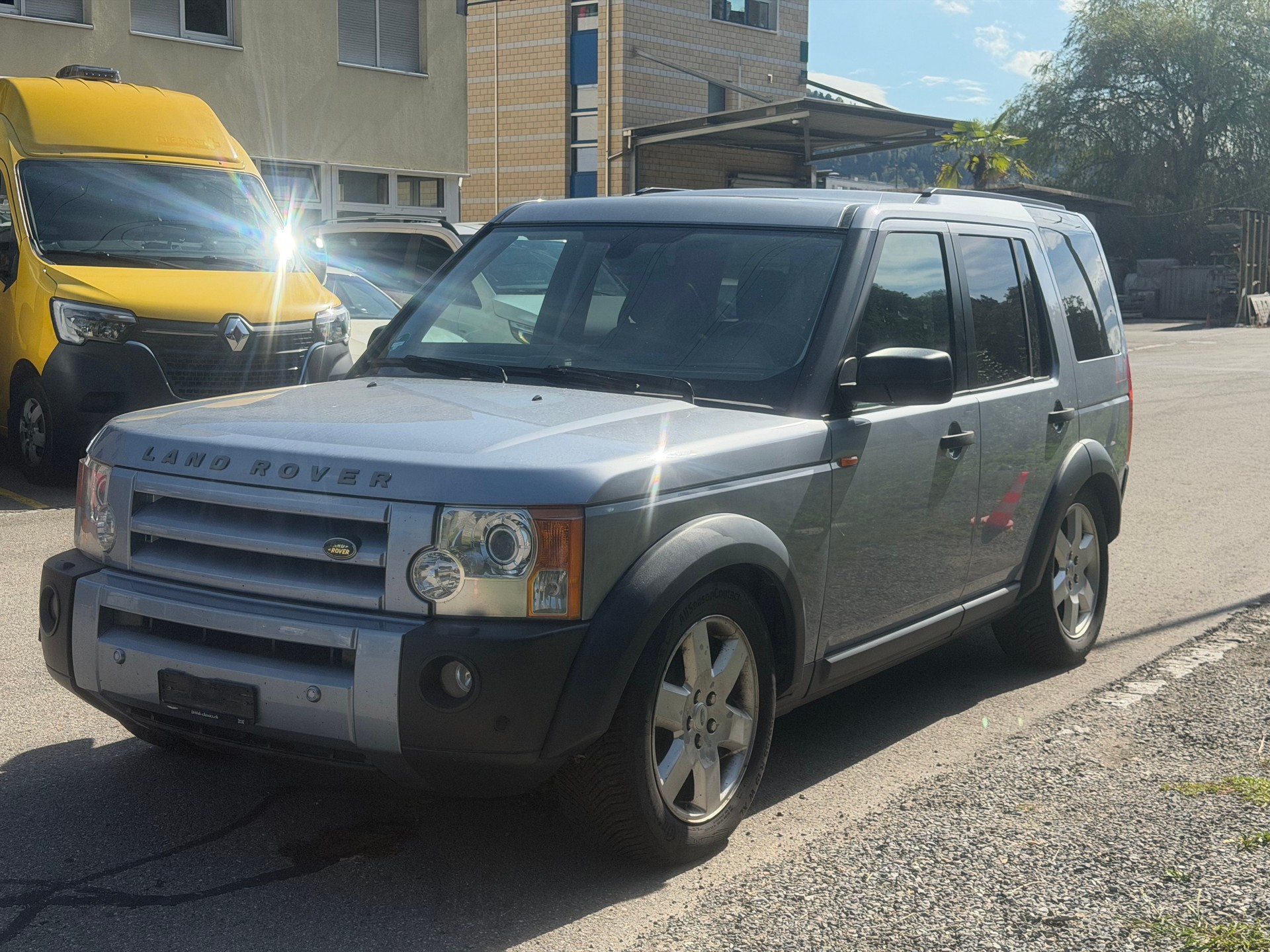 LAND ROVER Discovery 2.7d V6 SE Automatic-image-3
