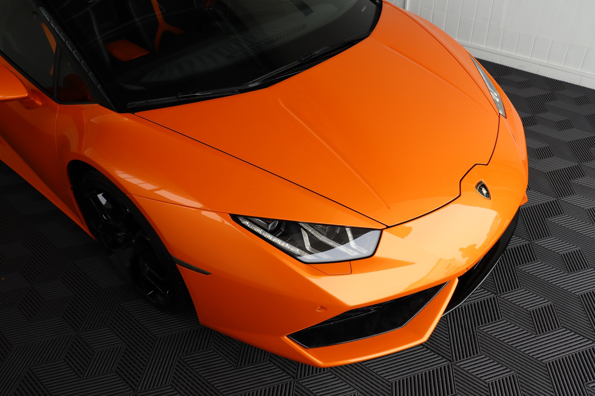 LAMBORGHINI Huracan LP610-4 Spyder DCT-showroom-element-2