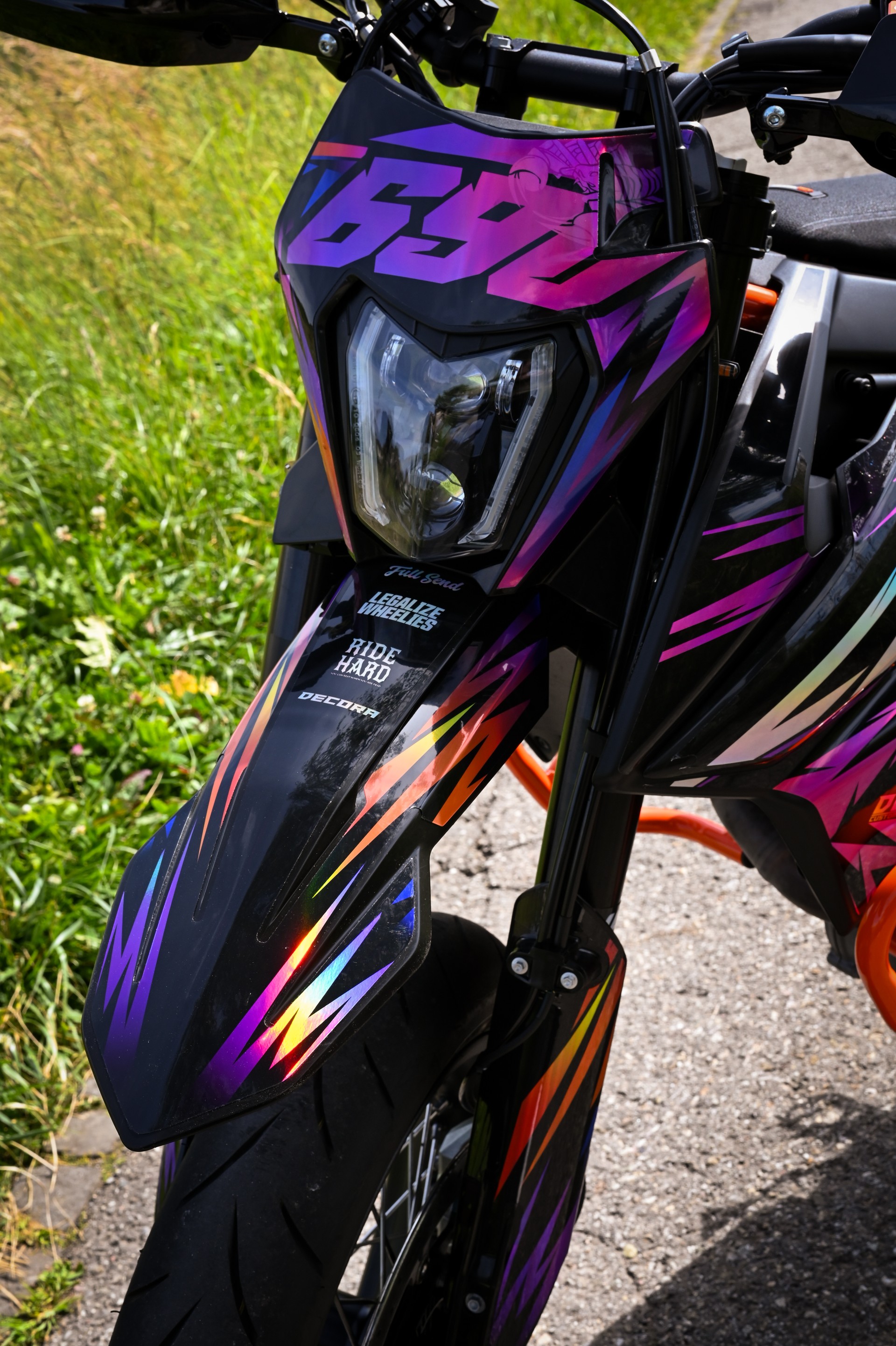 KTM 690 SMC R ABS (35 kW)-image-4