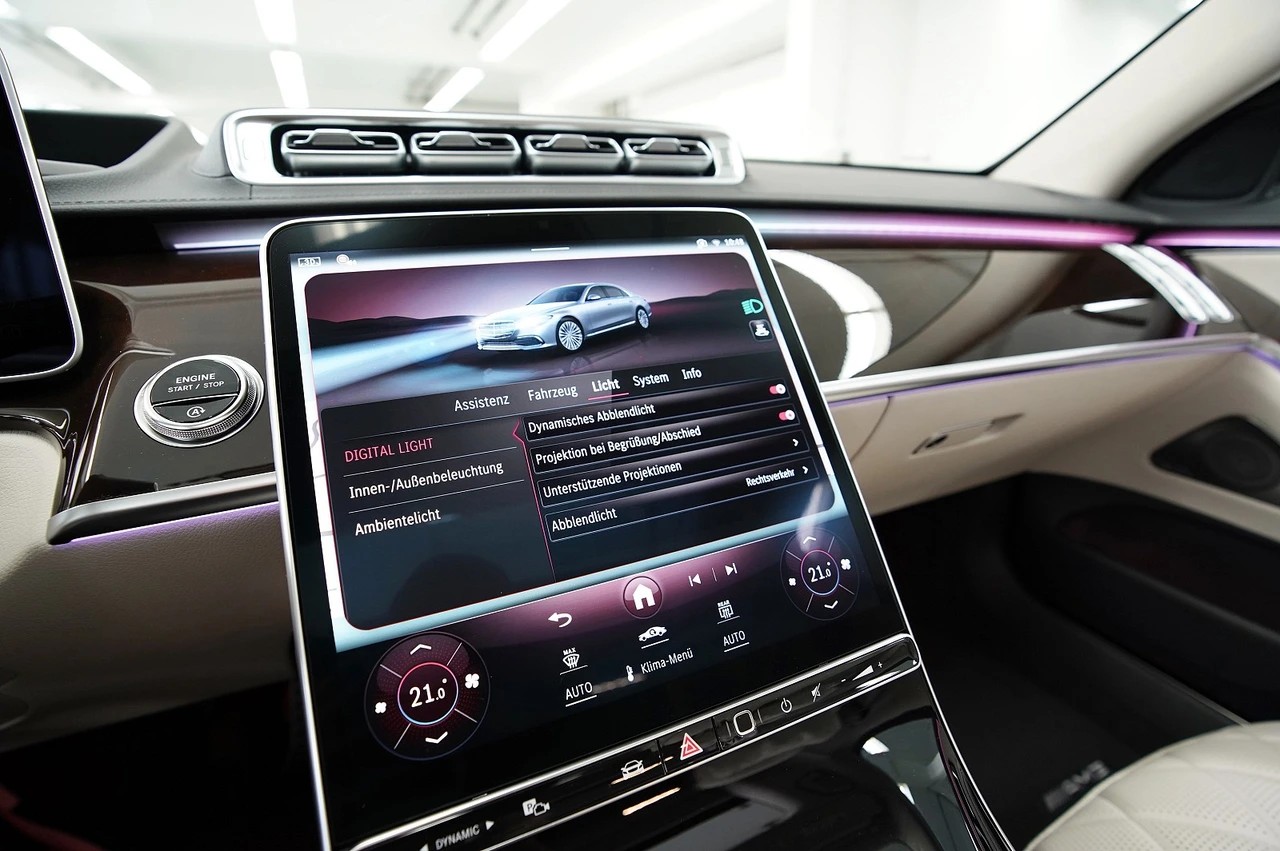MERCEDES-BENZ S 450 L 4Matic AMG Line 9G-Tronic-image-18