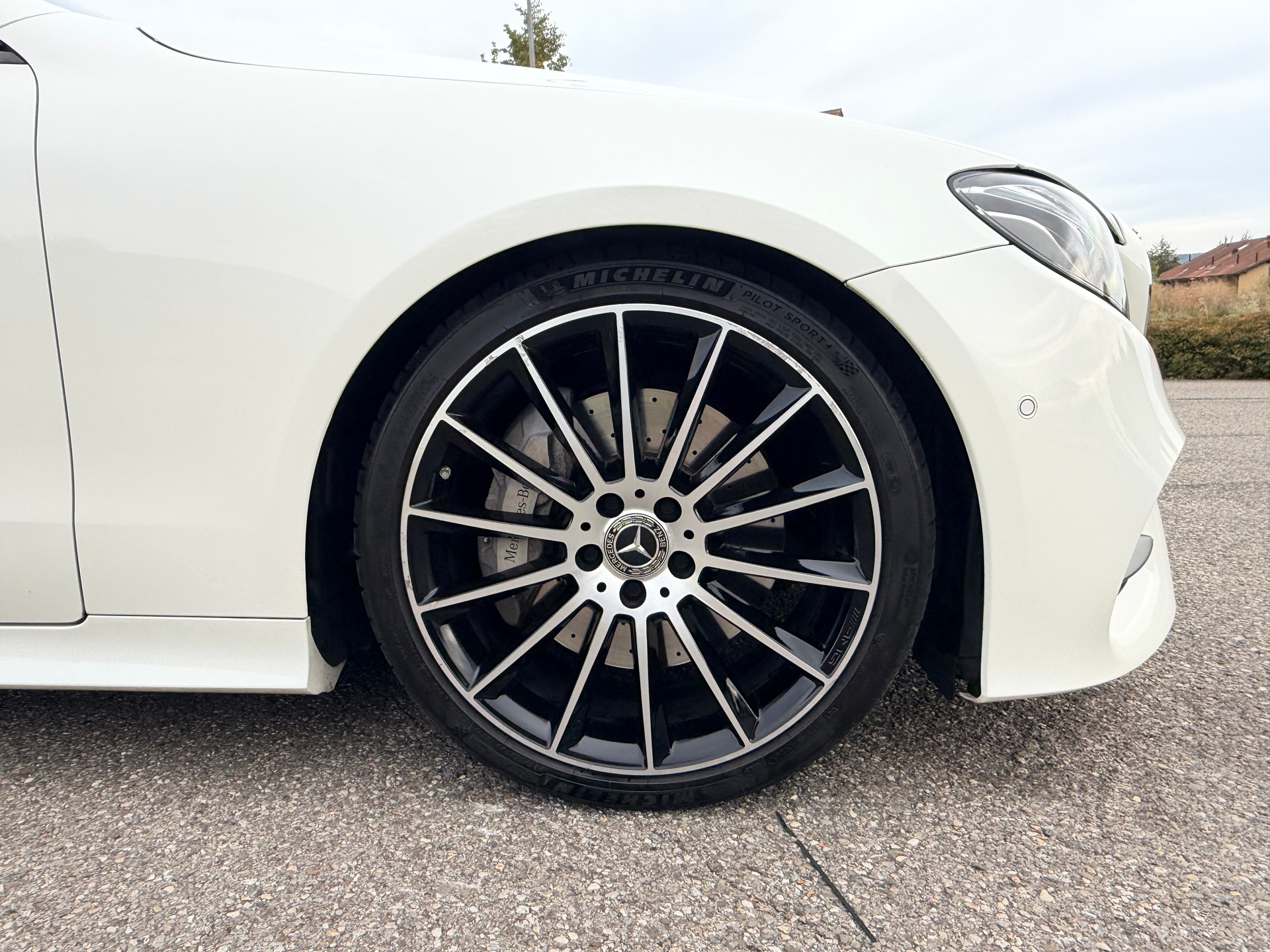 MERCEDES-BENZ E 400 Coupé AMG Line 4 Matic 9G-Tronic-image-13