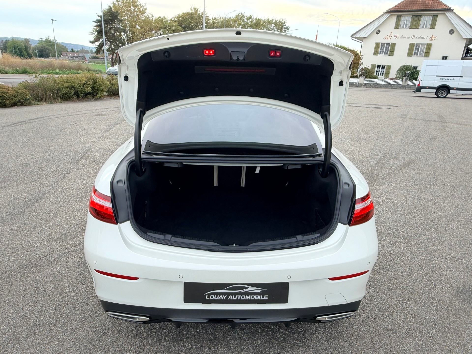 MERCEDES-BENZ E 400 Coupé AMG Line 4 Matic 9G-Tronic-image-11