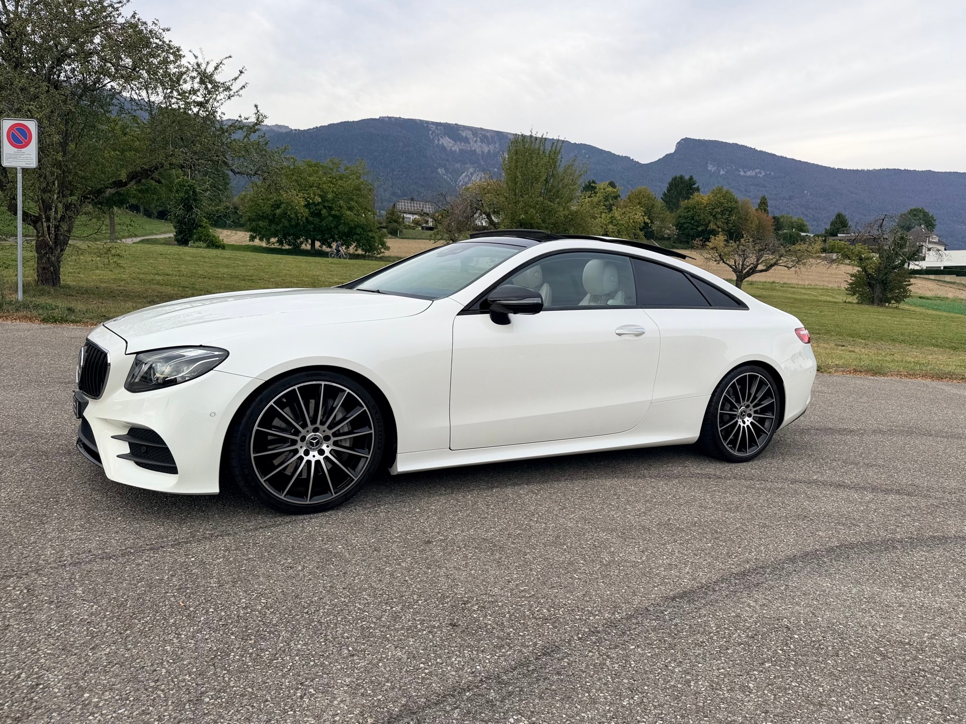 MERCEDES-BENZ E 400 Coupé AMG Line 4 Matic 9G-Tronic