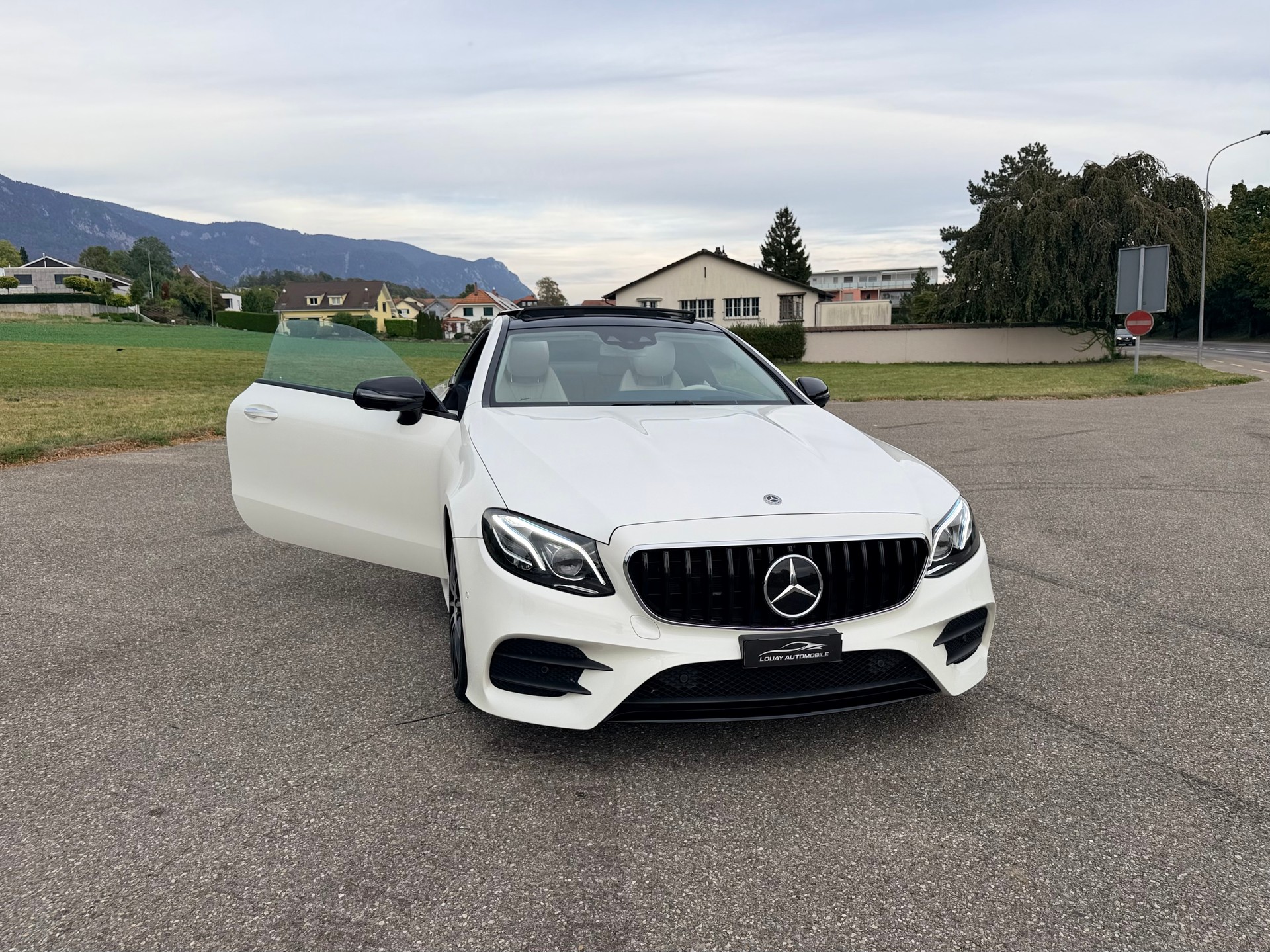 MERCEDES-BENZ E 400 Coupé AMG Line 4 Matic 9G-Tronic-image-15
