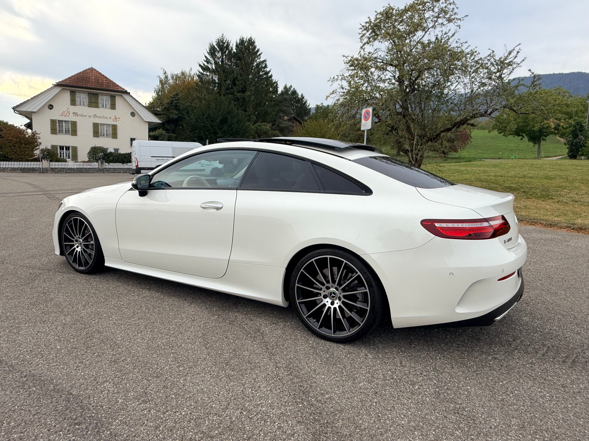 MERCEDES-BENZ E 400 Coupé AMG Line 4 Matic 9G-Tronic-image-9