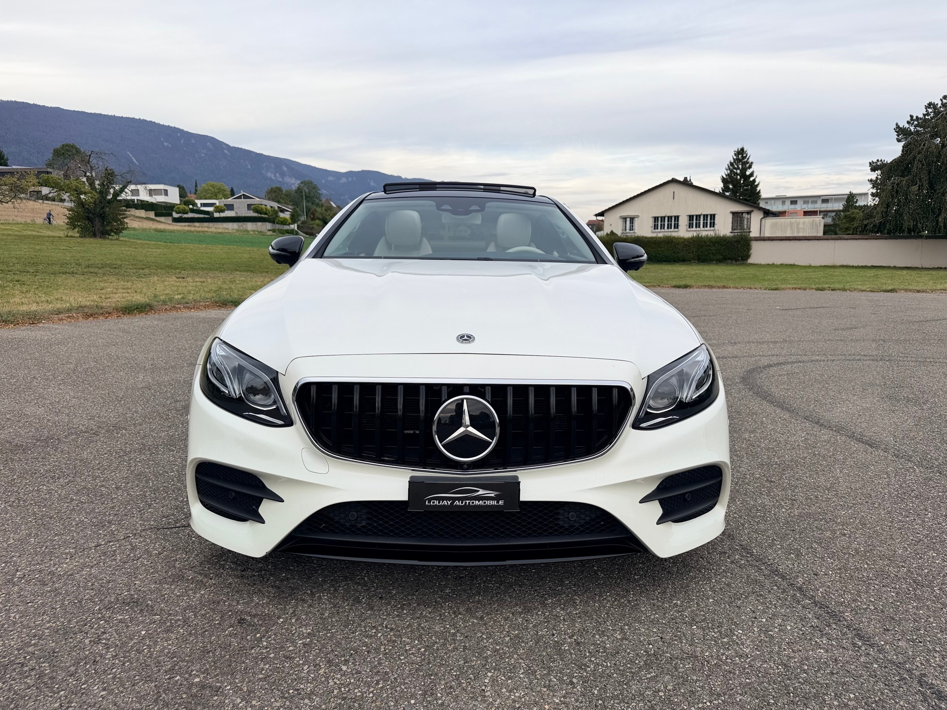 MERCEDES-BENZ E 400 Coupé AMG Line 4 Matic 9G-Tronic-showroom-element-3