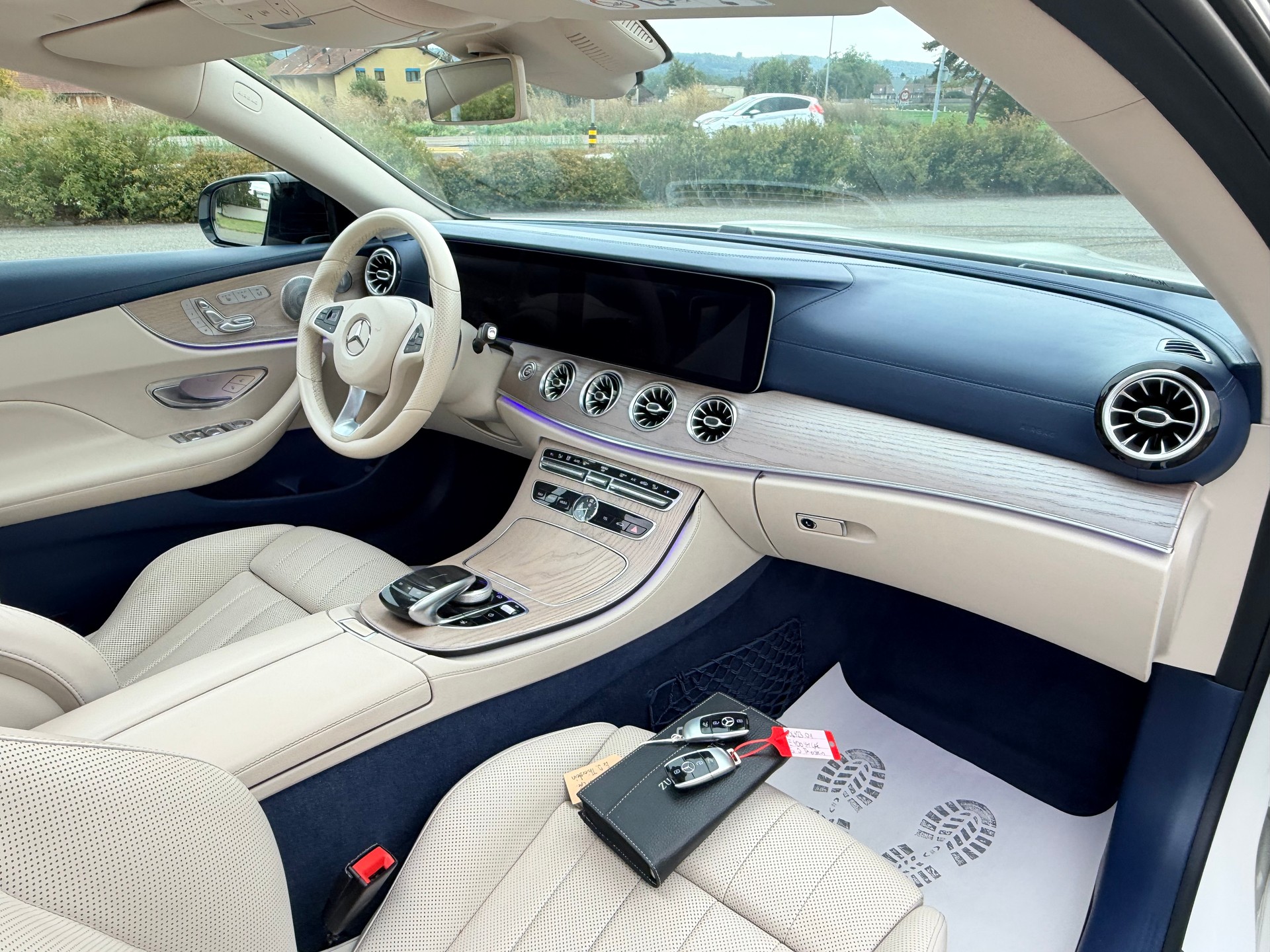 MERCEDES-BENZ E 400 Coupé AMG Line 4 Matic 9G-Tronic-image-30