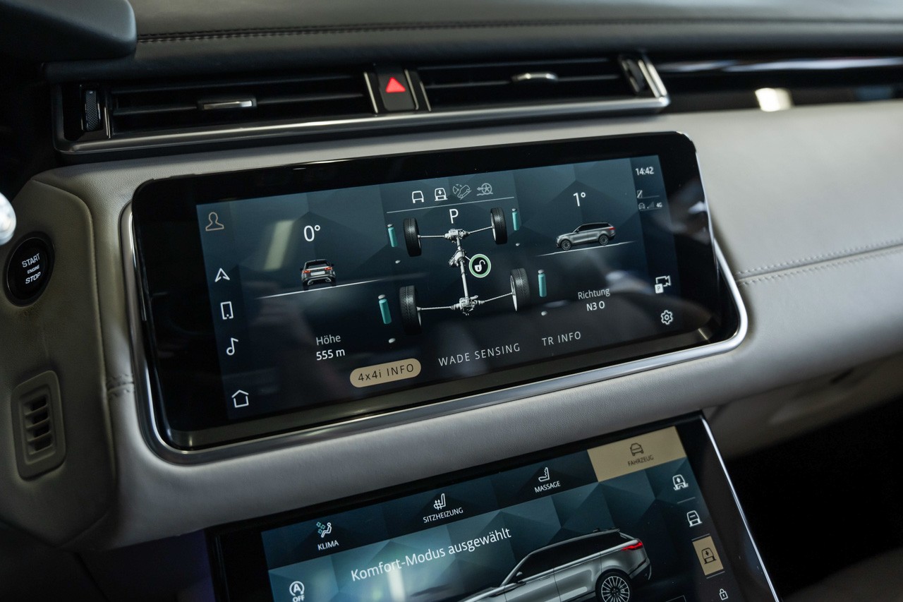 LAND ROVER Range Rover Velar R-Dynamic P 400 HSE Automatic-image-22
