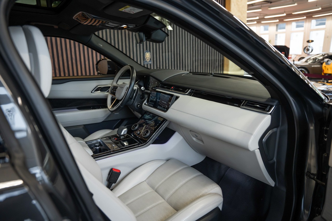 LAND ROVER Range Rover Velar R-Dynamic P 400 HSE Automatic-image-14