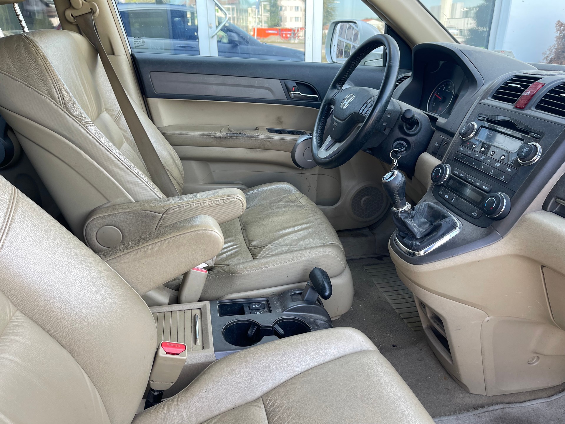 HONDA CR-V 2.2 i-CTDi 4WD Comfort-image-9