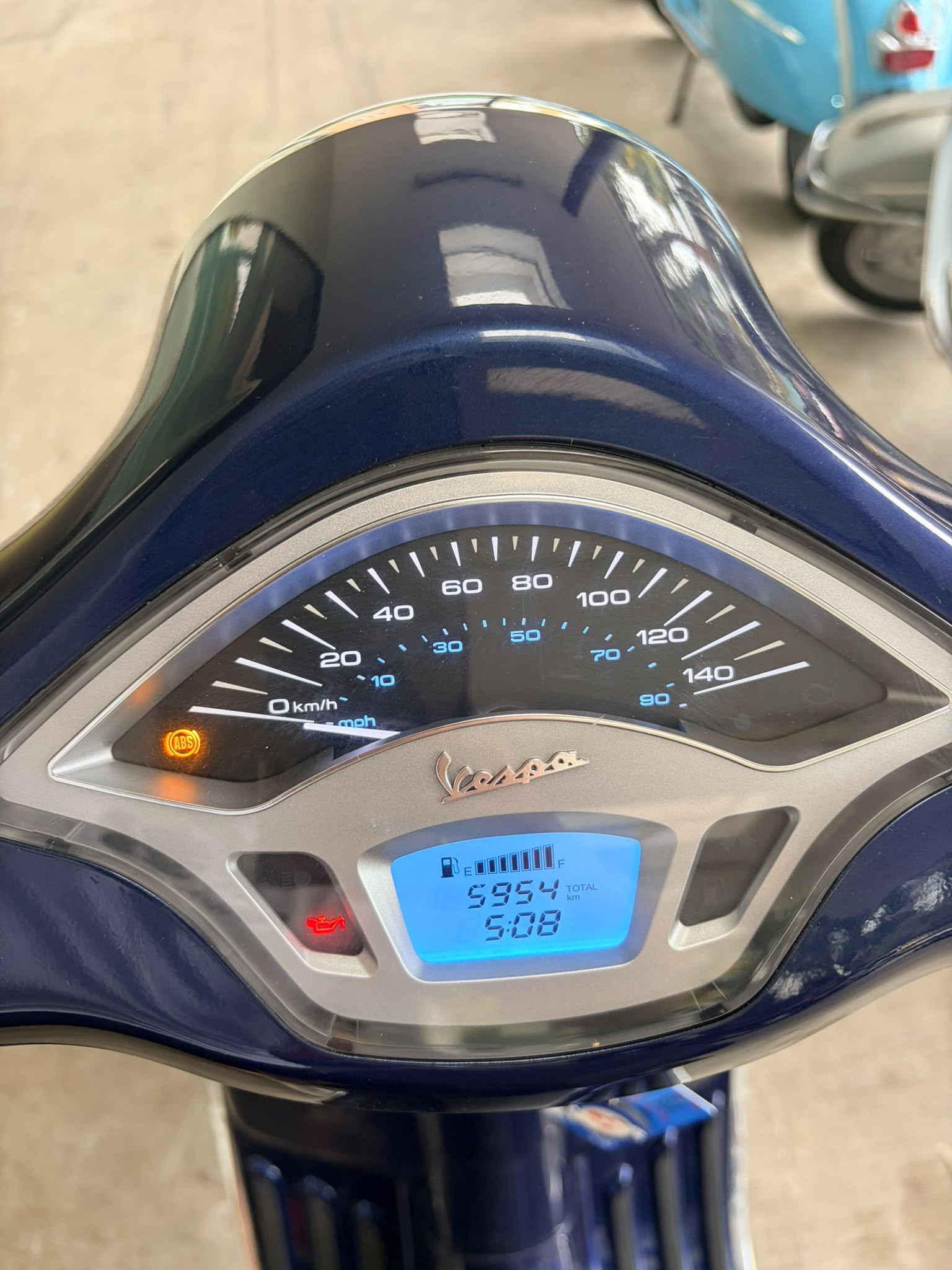 PIAGGIO Vespa 125 Primavera i.e. 3V ABS-image-2