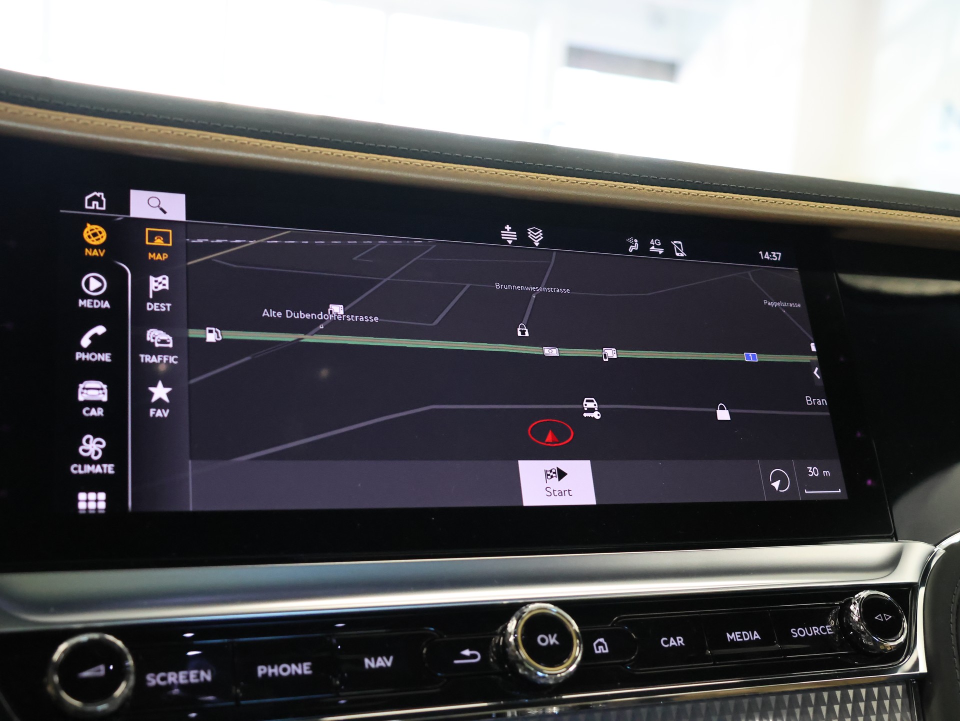 BENTLEY Continental GT 4.0 V8 Mulliner-image-27