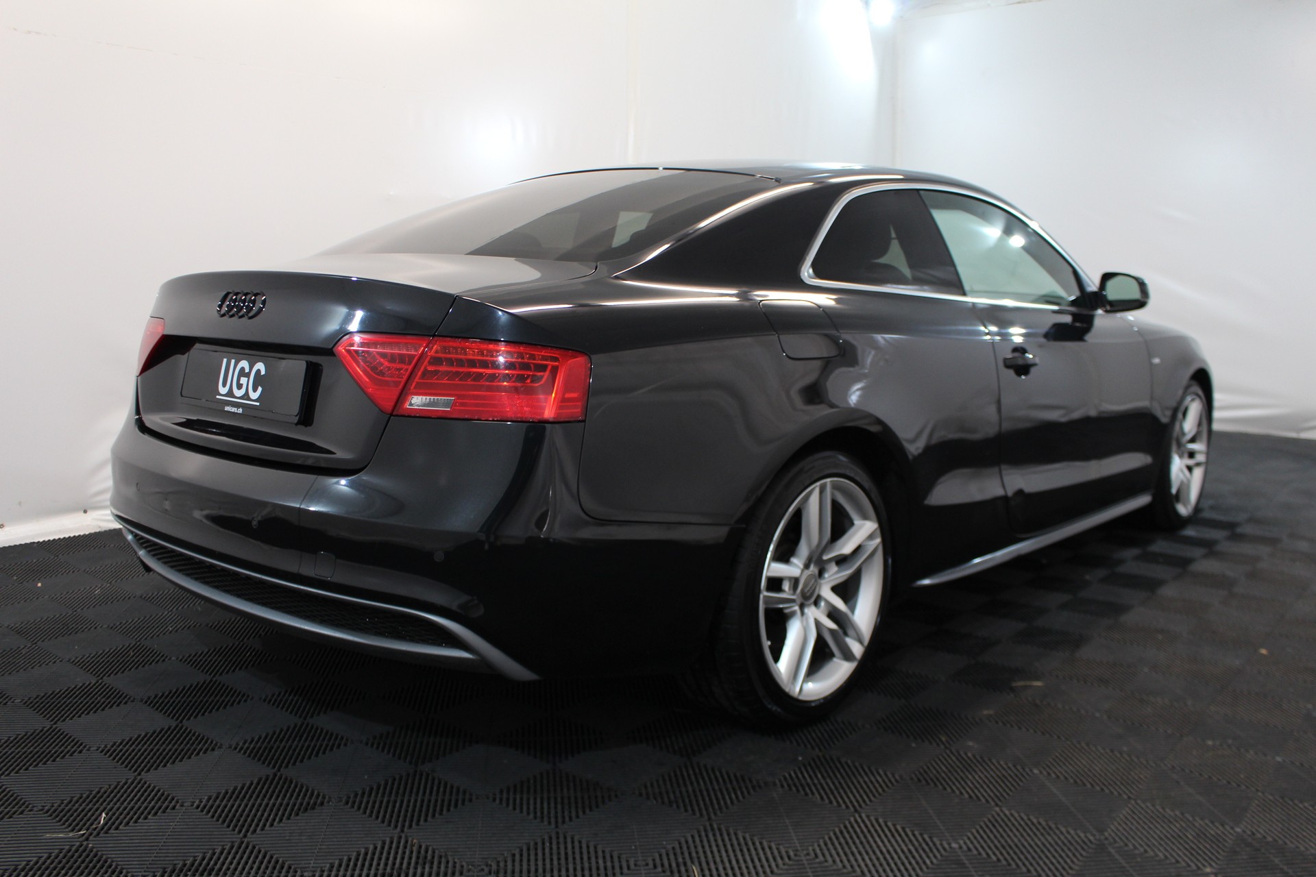 AUDI A5 Coupé 1.8 TFSI 170 M-Tronic-image-5