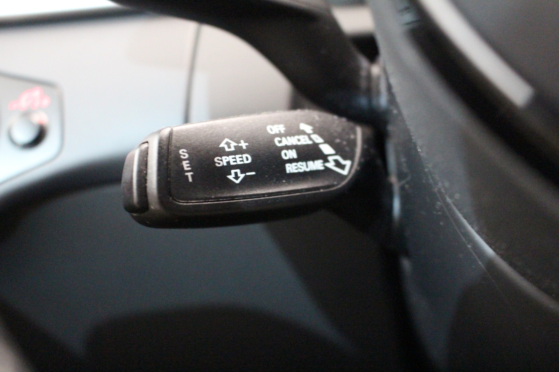 AUDI A5 Coupé 1.8 TFSI 170 M-Tronic-image-12