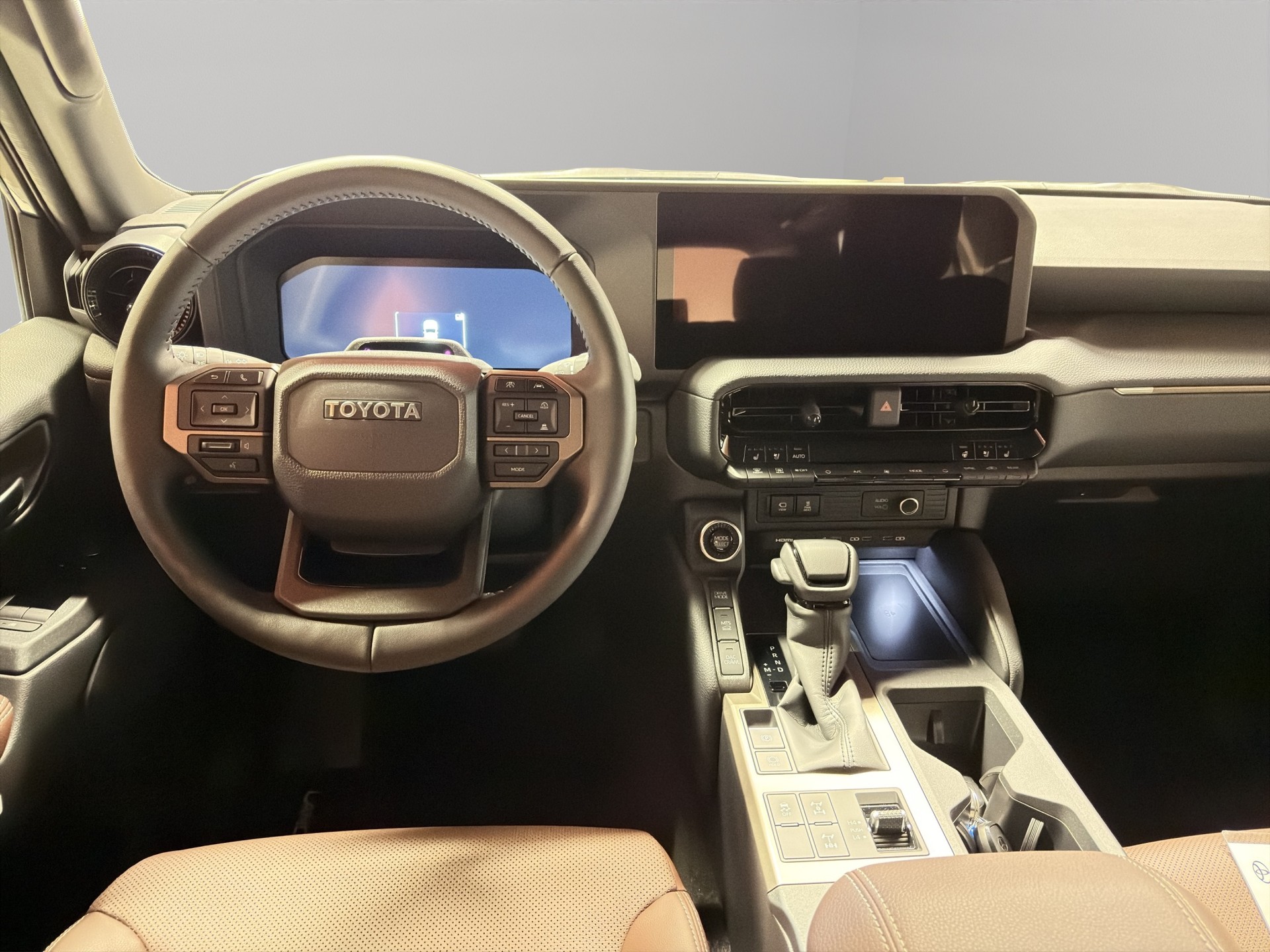 TOYOTA Land Cruiser 2.8 D 48V Style-image-8