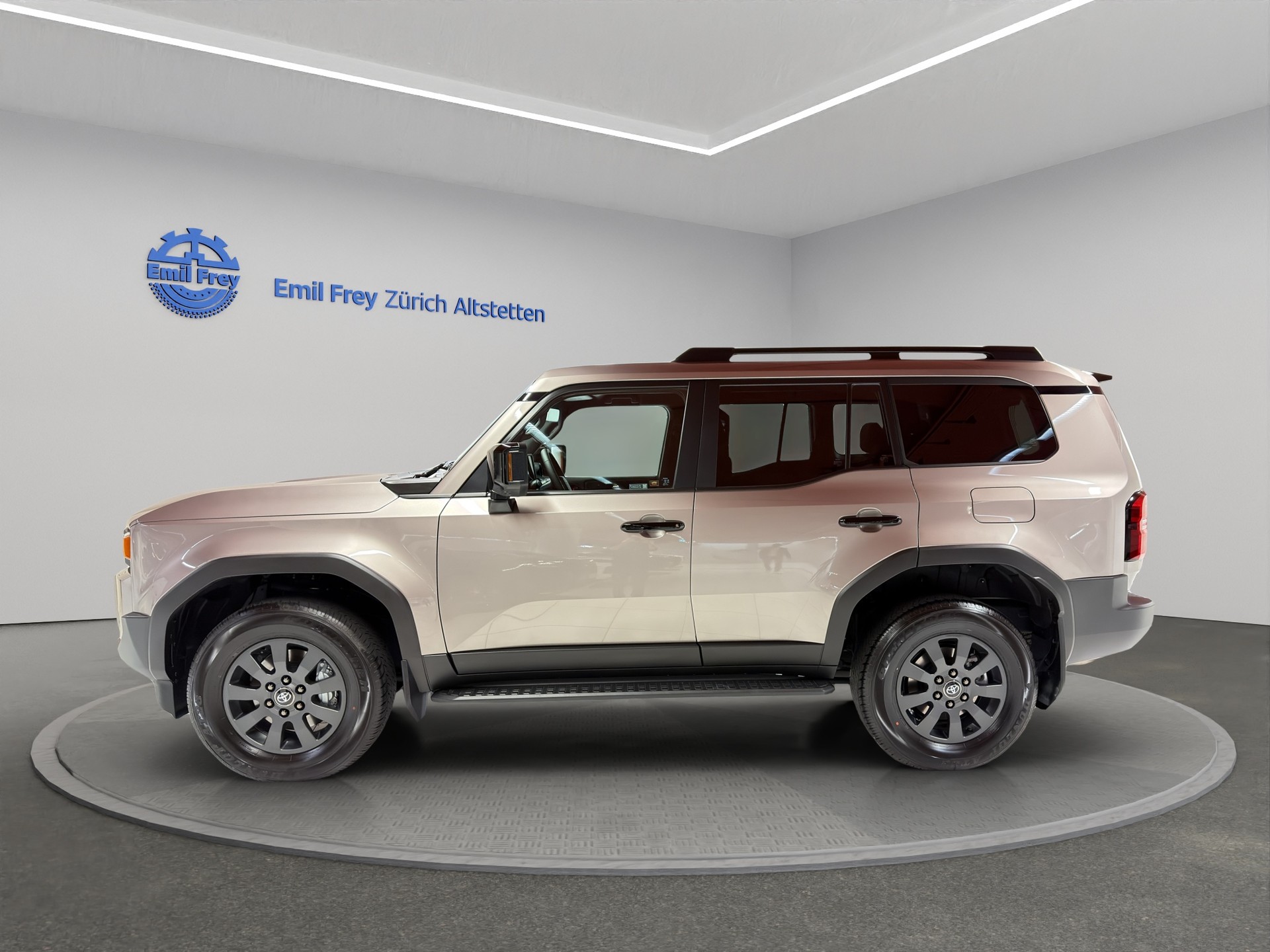 TOYOTA Land Cruiser 2.8 D 48V Style-showroom-element-3