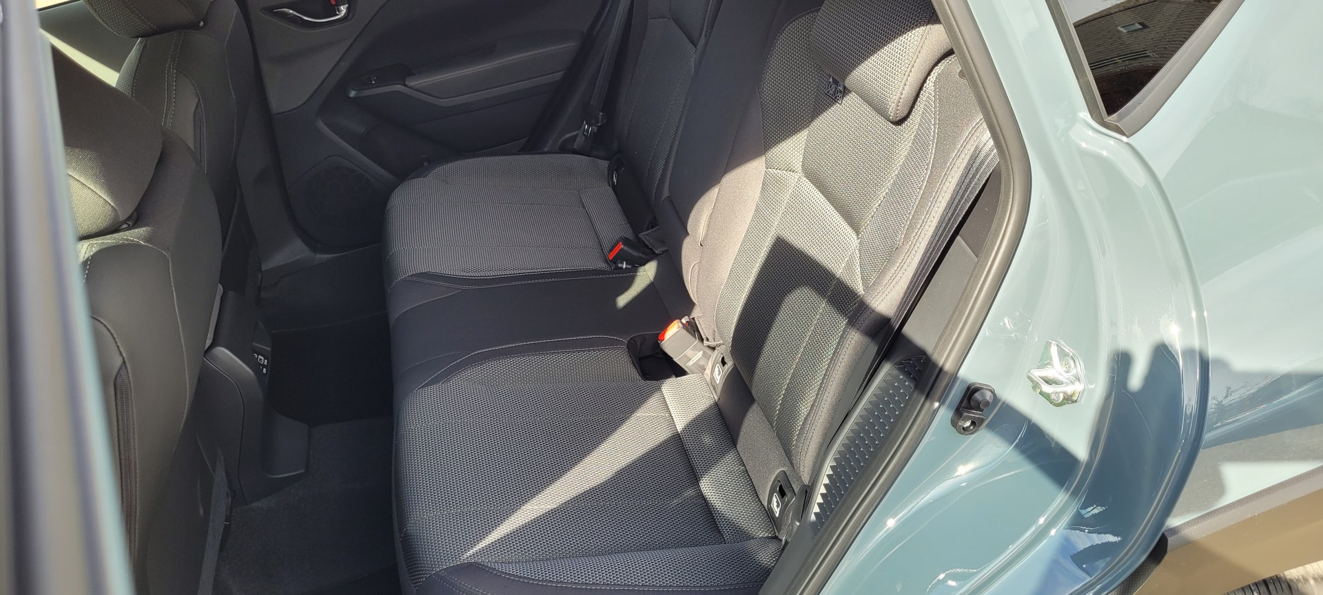 SUBARU Crosstrek 2.0 e-Boxer Swiss Plus AWD Lineartronic-image-12