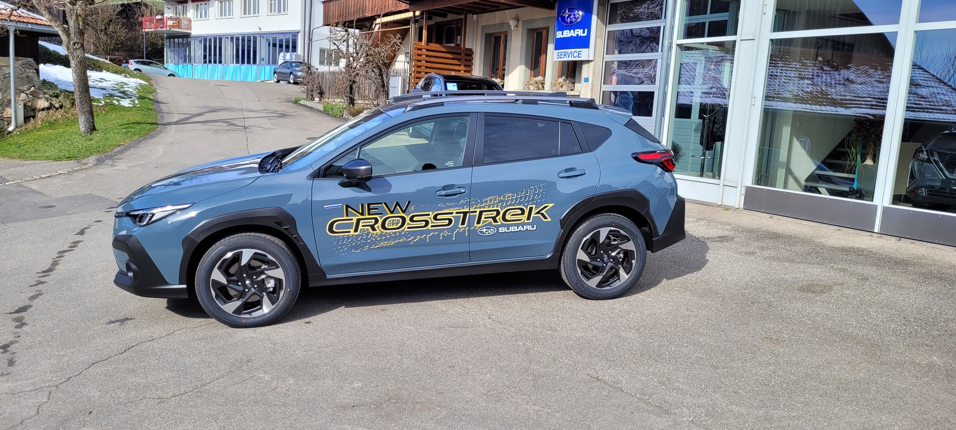 SUBARU Crosstrek 2.0 e-Boxer Swiss Plus AWD Lineartronic-image-6