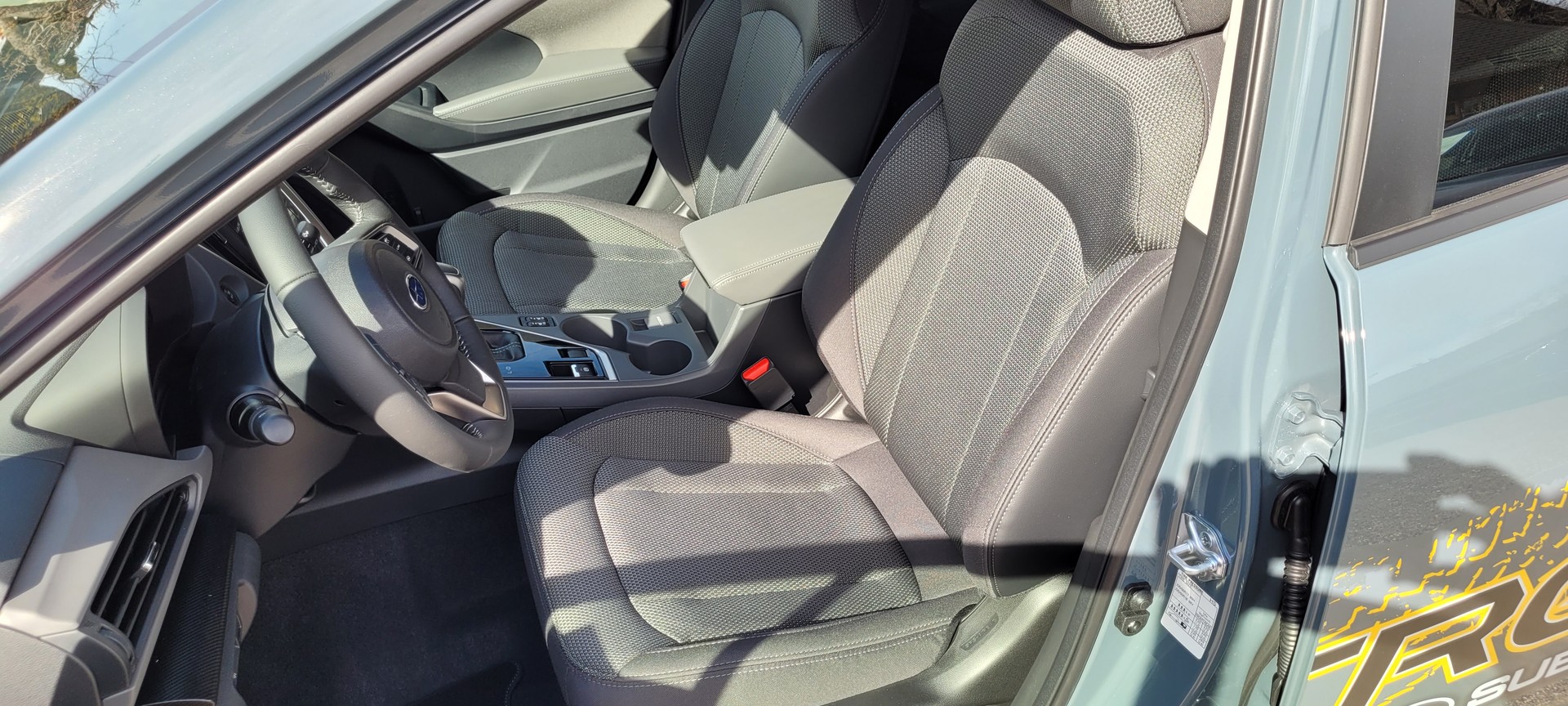 SUBARU Crosstrek 2.0 e-Boxer Swiss Plus AWD Lineartronic-image-11