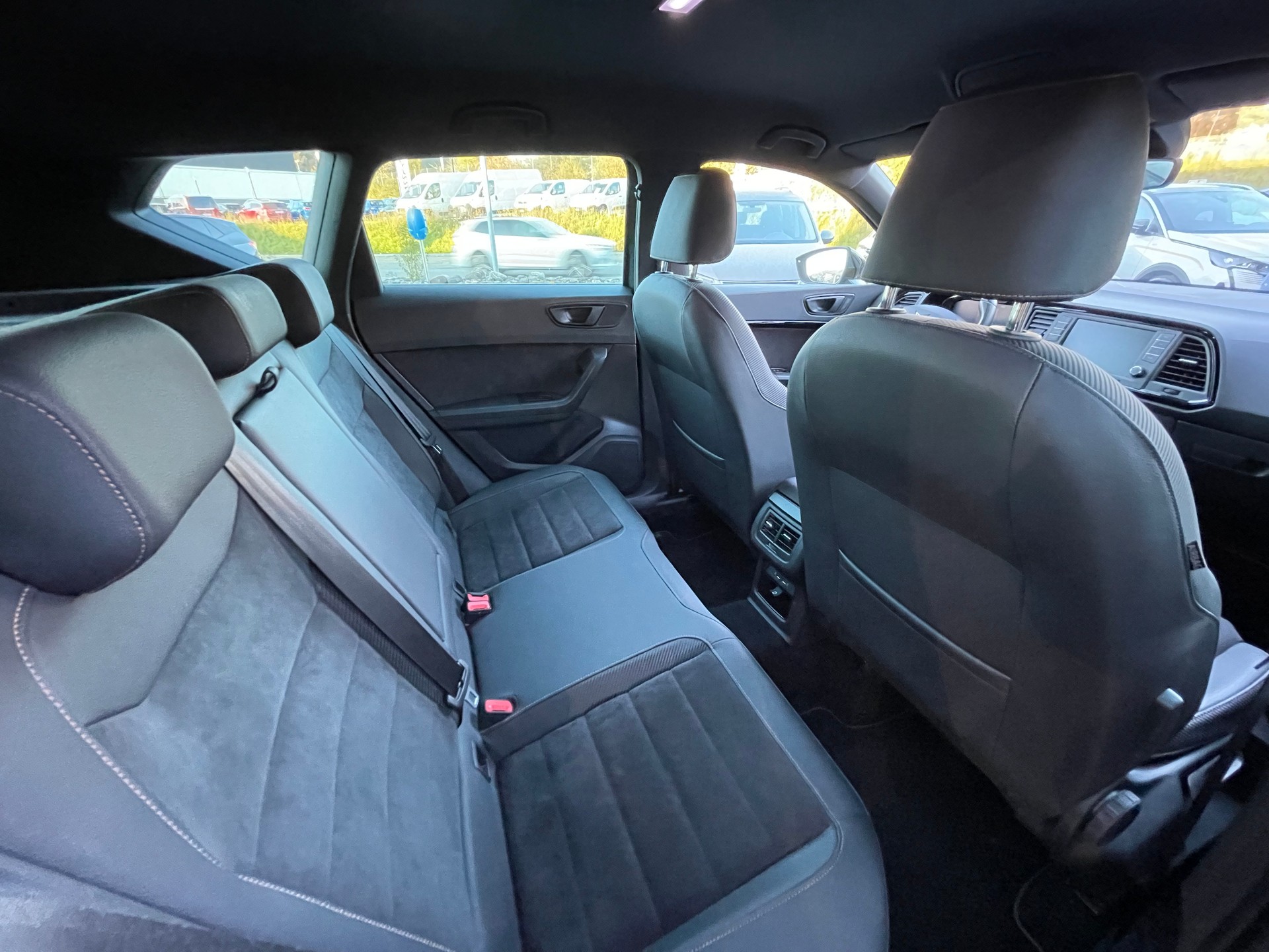 CUPRA Ateca 2.0 TSI Cupra 4Drive DSG-image-8