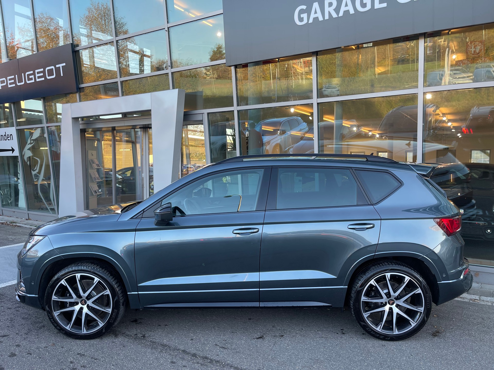 CUPRA Ateca 2.0 TSI Cupra 4Drive DSG-showroom-element-2