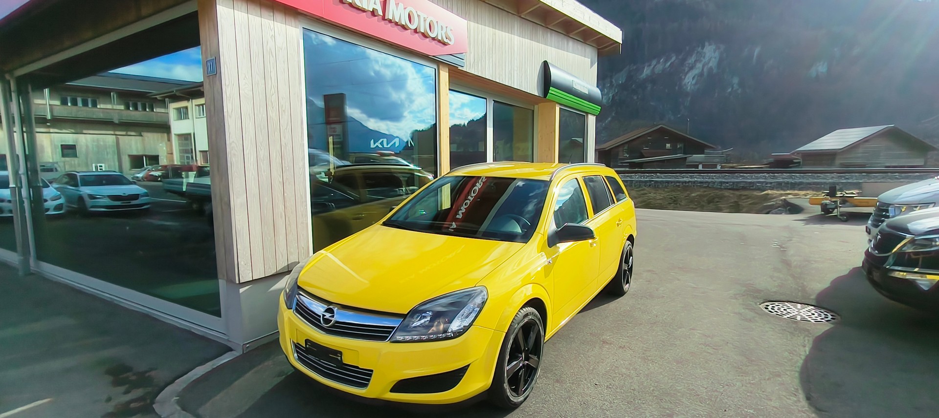 OPEL Astra Caravan 1.6i 16V Enjoy-image-9
