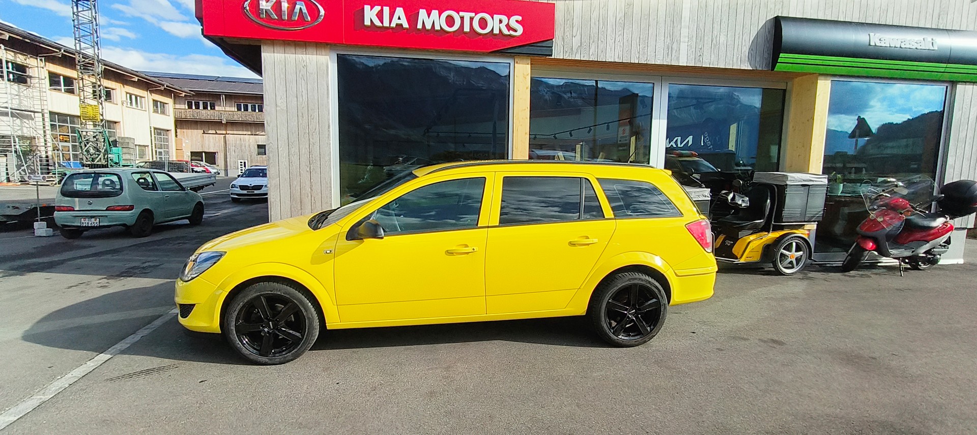 OPEL Astra Caravan 1.6i 16V Enjoy-image-10