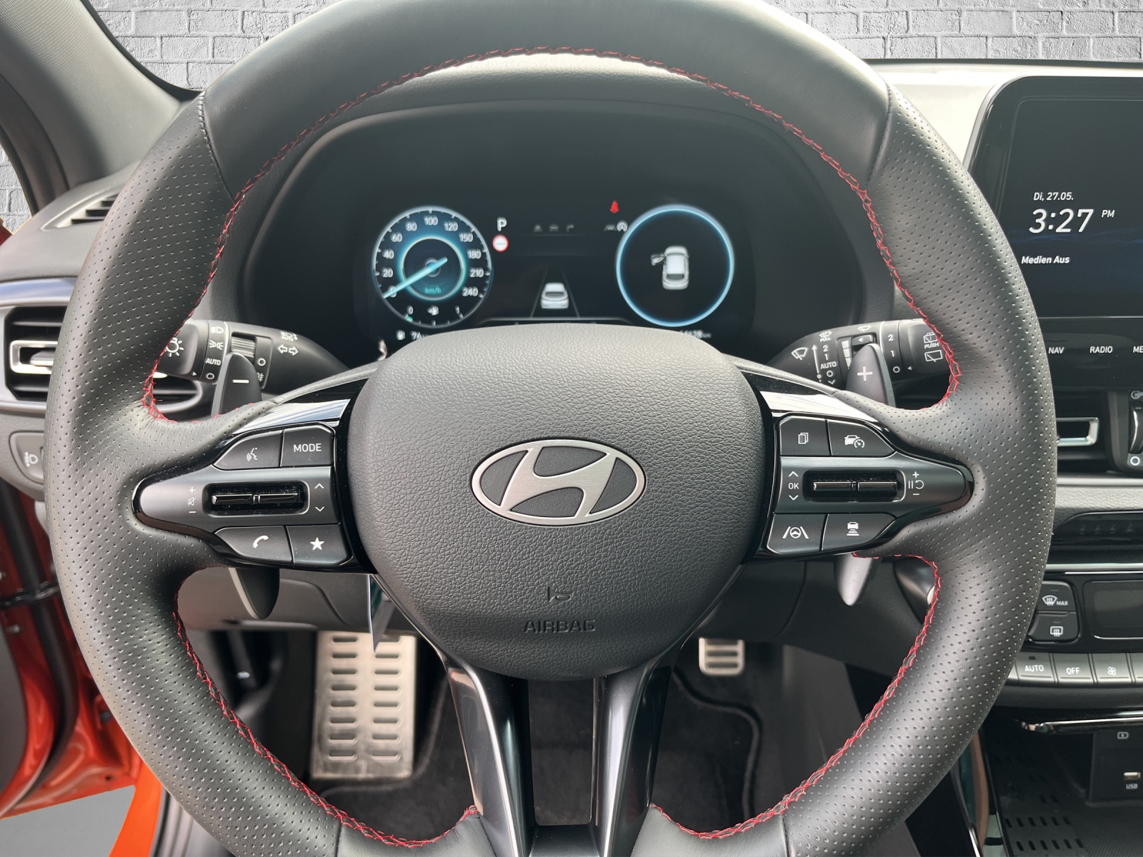 HYUNDAI i30 Wagon 1.5 T-GDi N Line 48V MH DCT-image-9