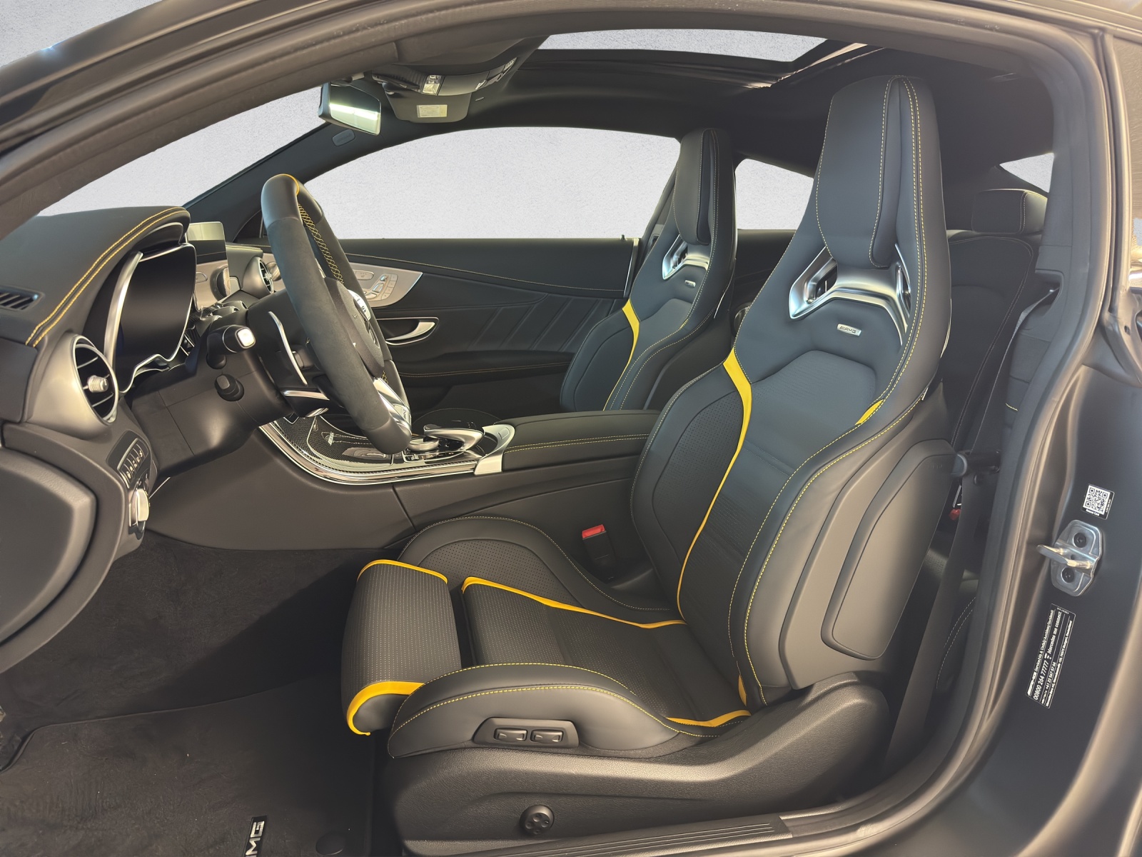 MERCEDES-BENZ C 63 S AMG Premium + 9G-tronic-image-6