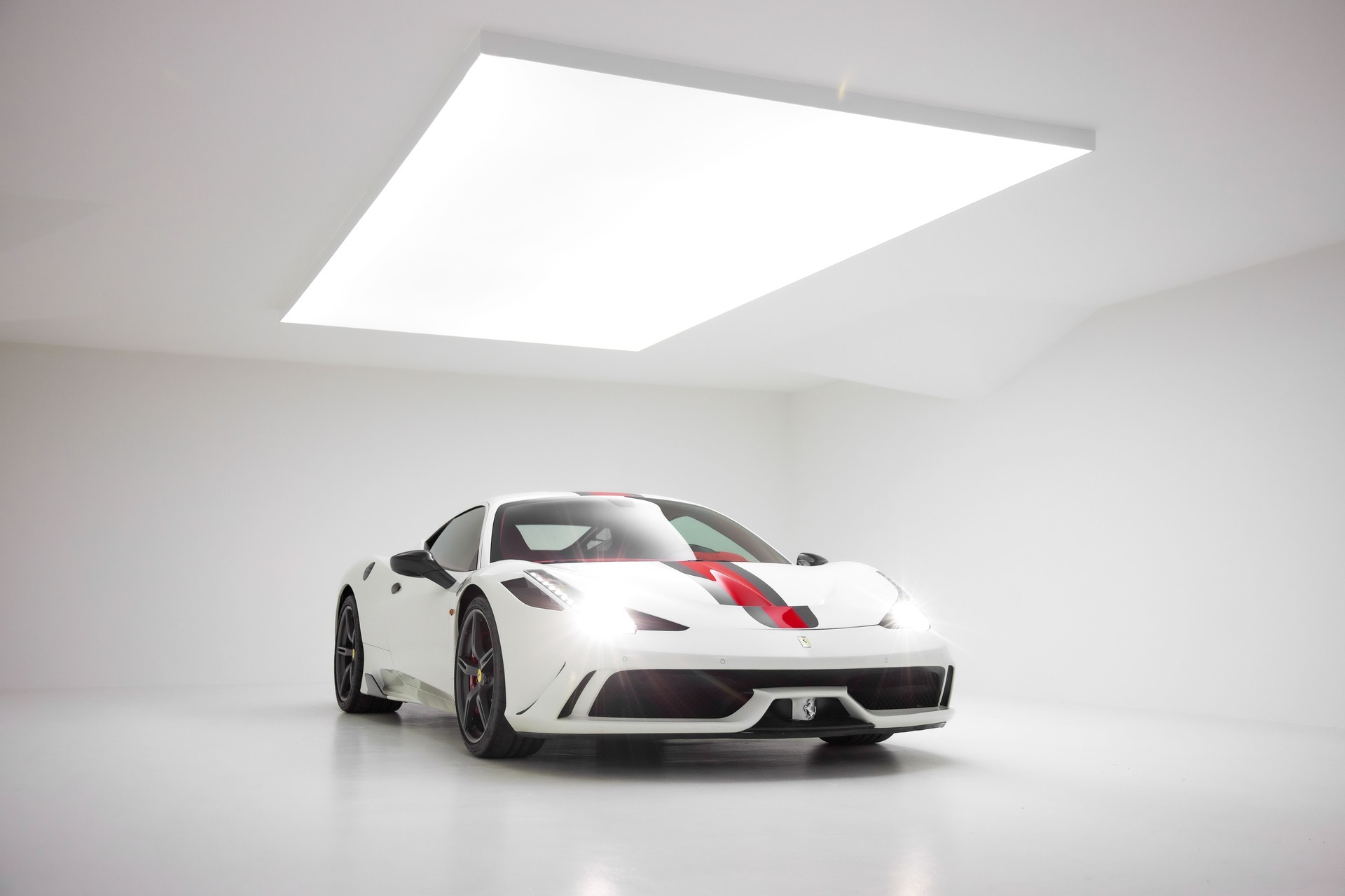 FERRARI 458 Speciale 4.5 V8-image-5