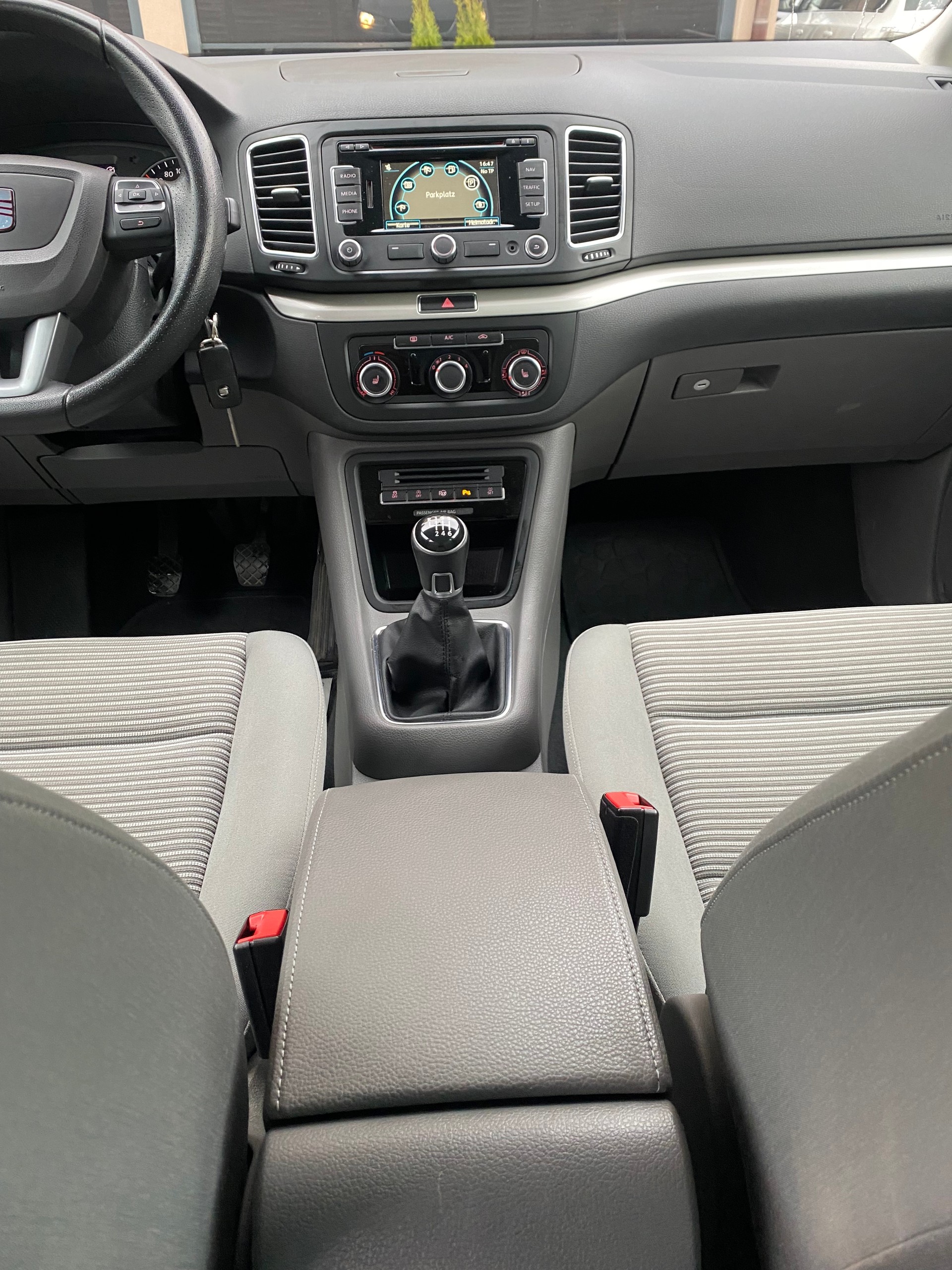 SEAT Alhambra 2.0 TDI Style 4x4-image-11