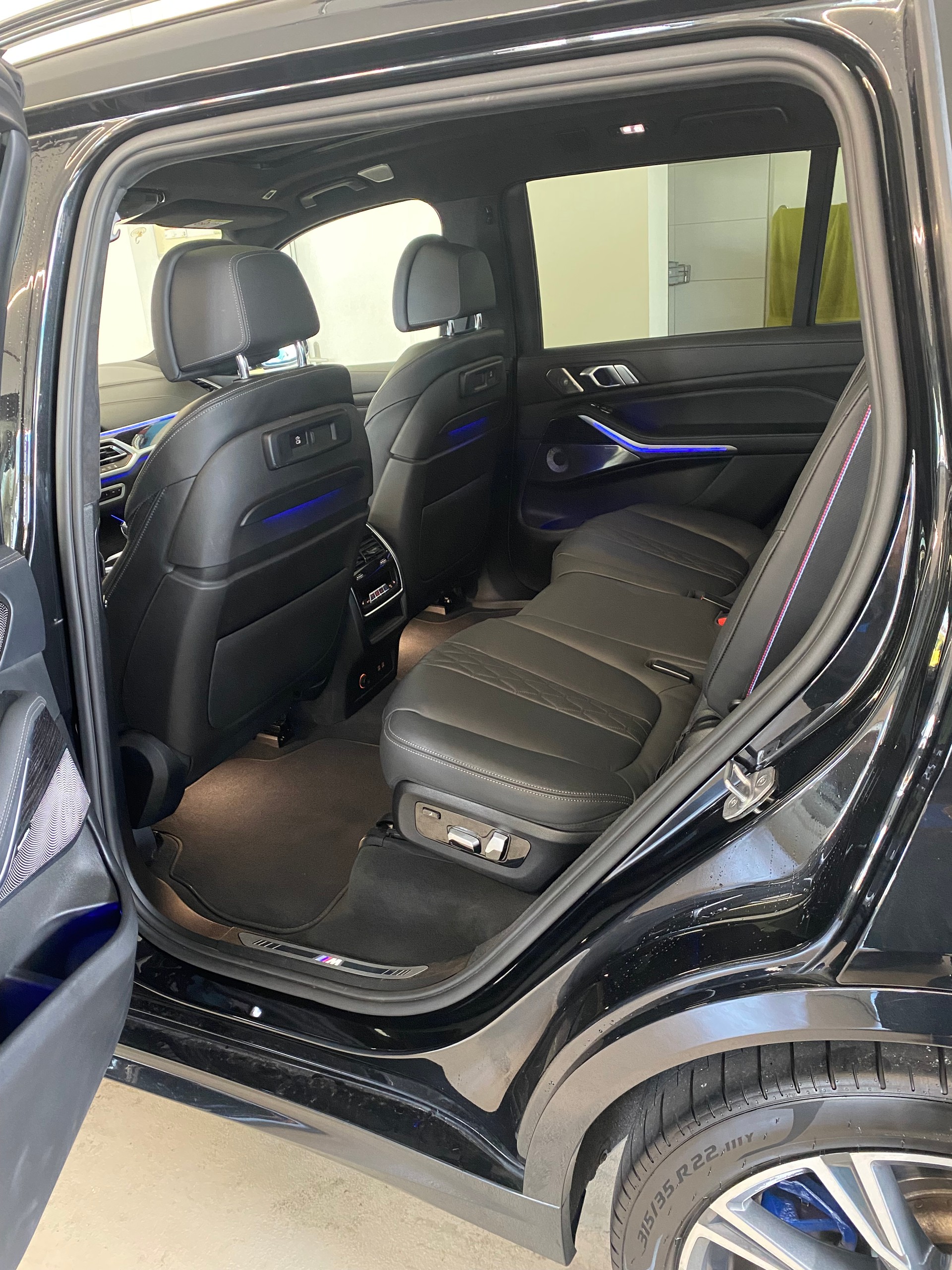 BMW X7 xDrive M50i Steptronic-image-7